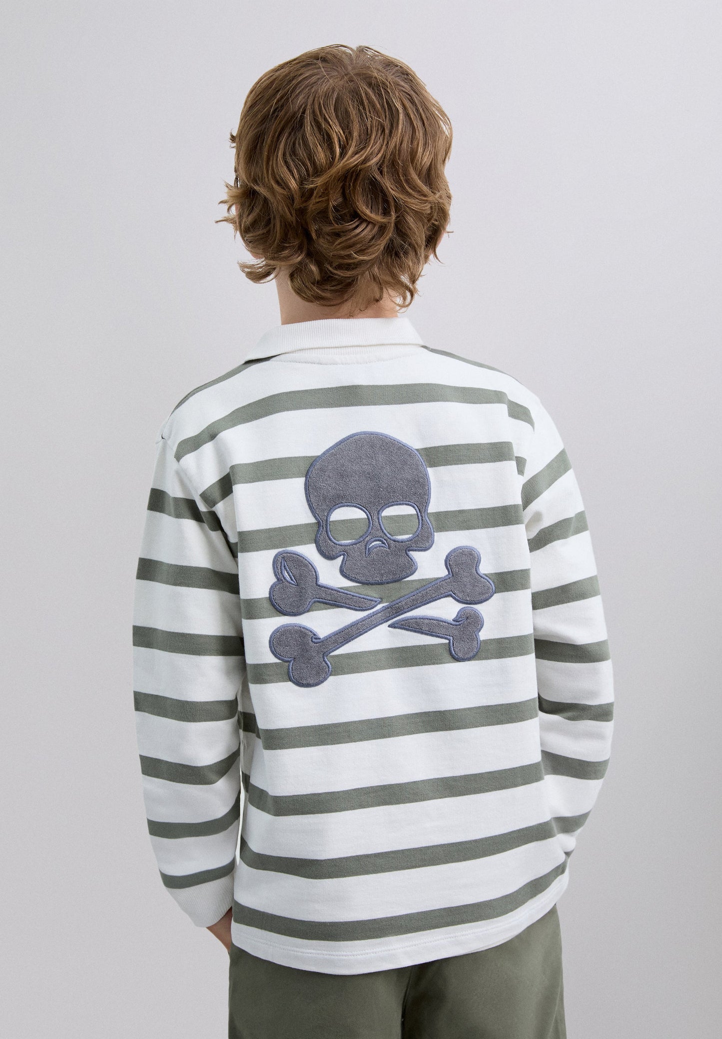 STRIPED HOODIE WITH SKULL