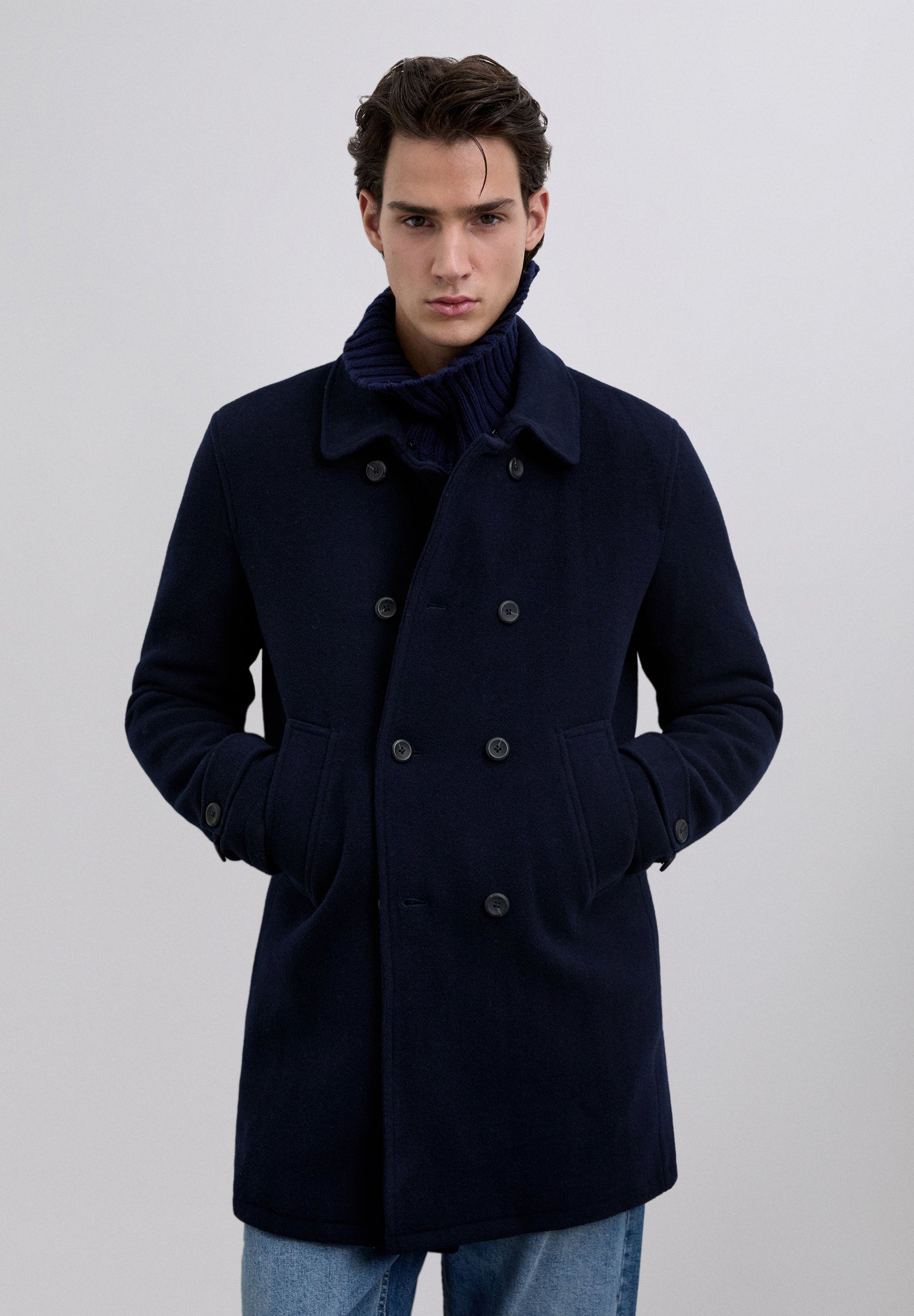 DOUBLE BREASTED WOOL COAT