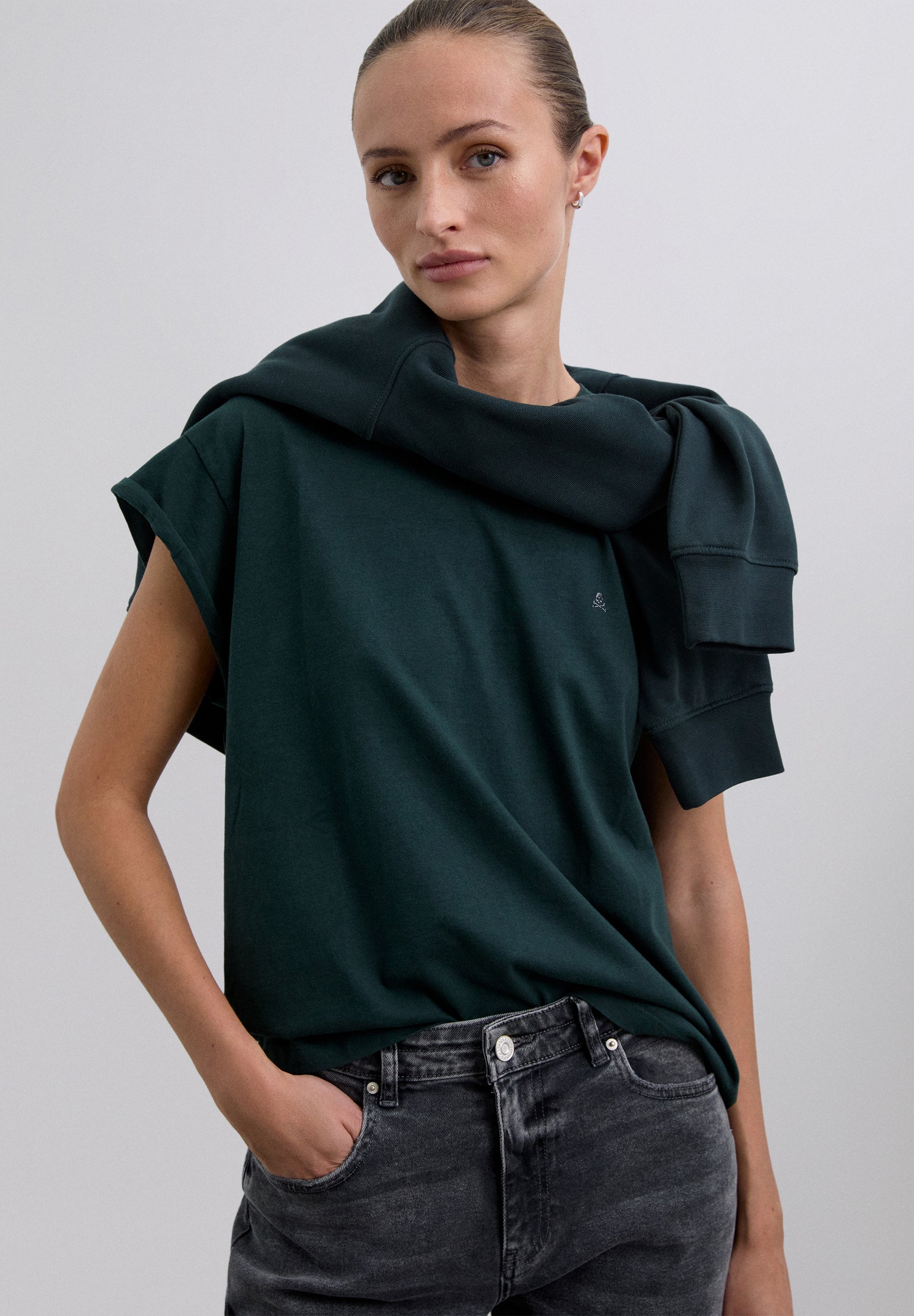 BASIC SKULL T-SHIRT