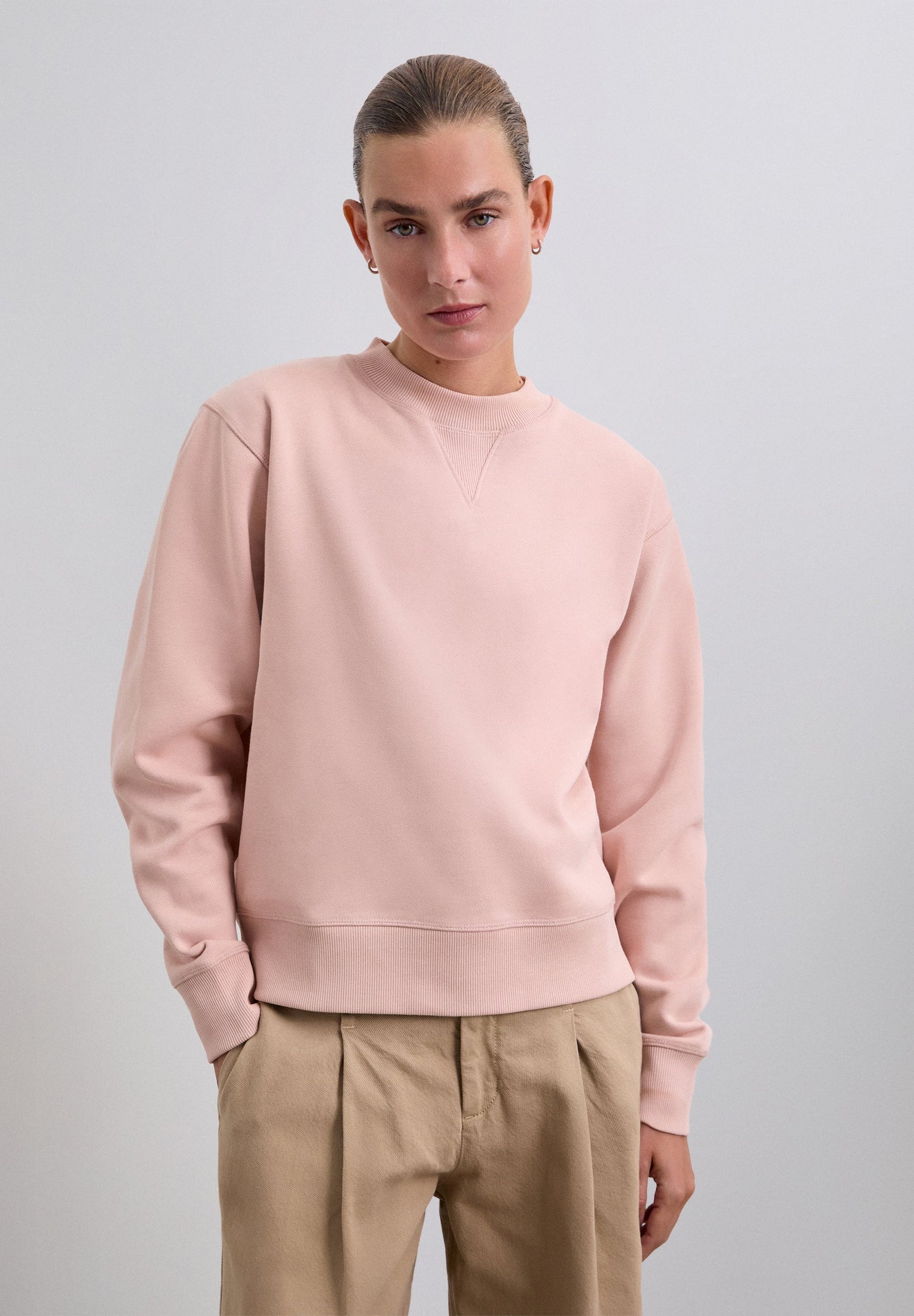 SWEATSHIRT WITH GLITTER SKULL ON THE BACK