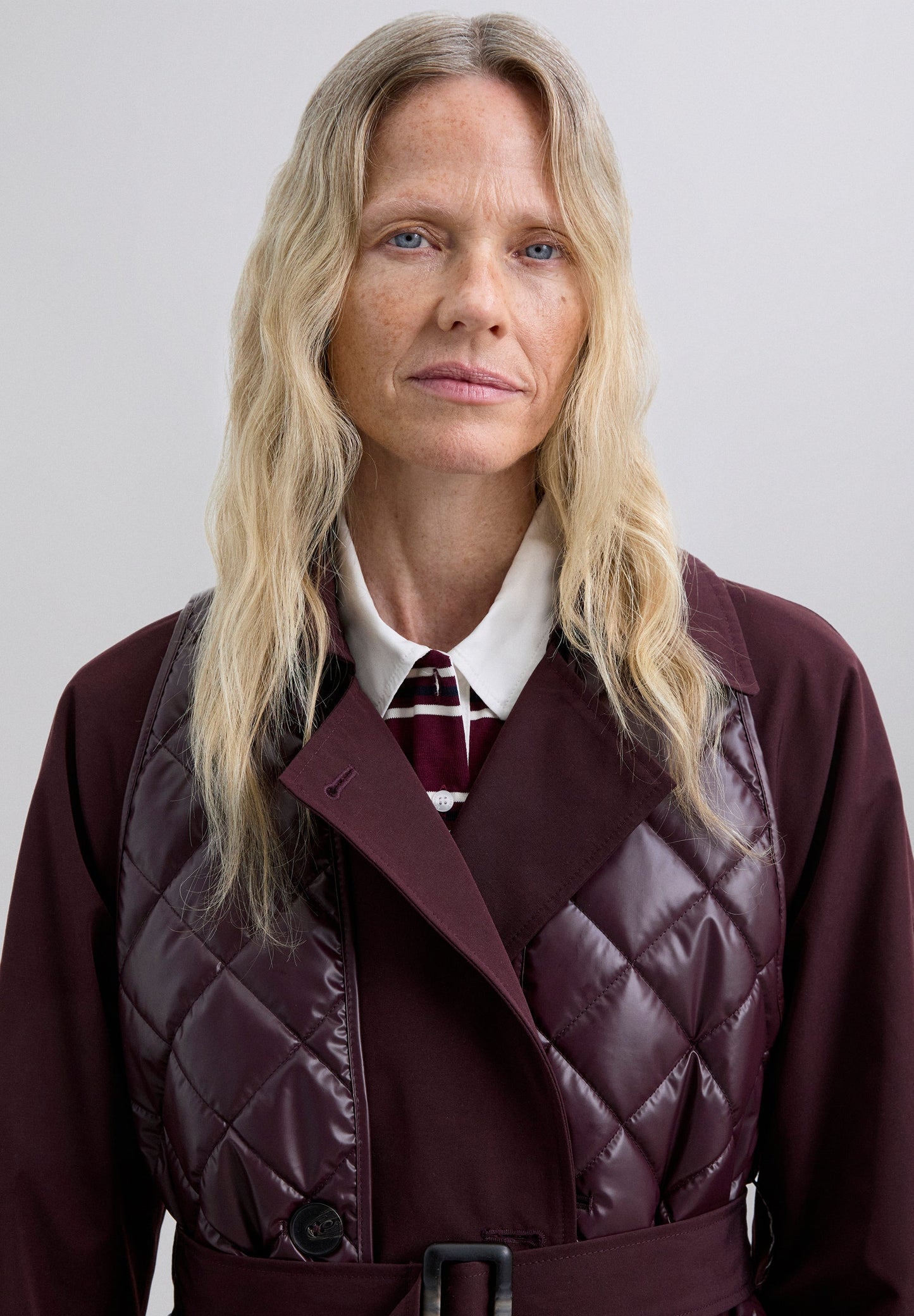 WATERPROOF TRENCH COAT