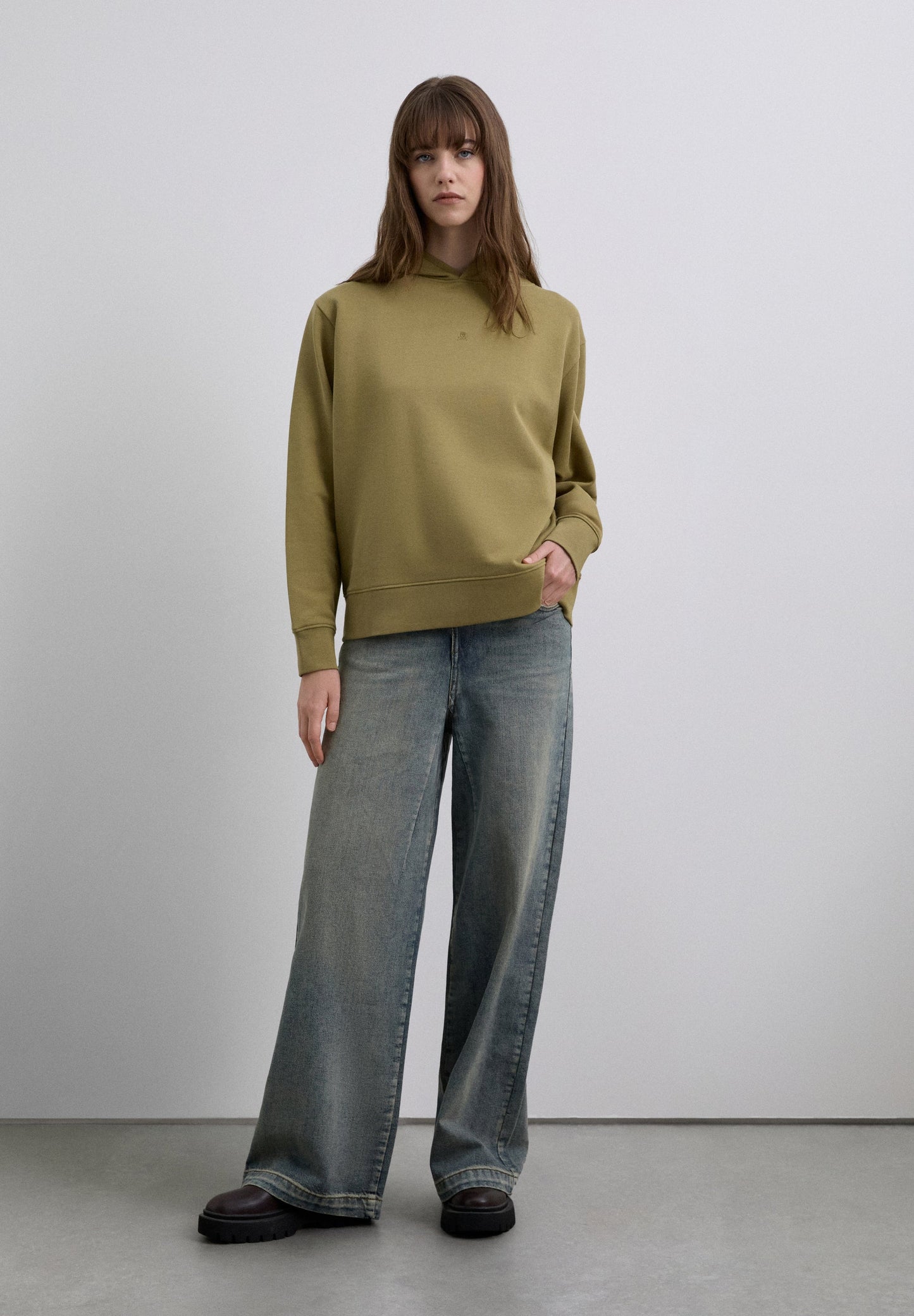 BASIC HOODIE WITH SKULL