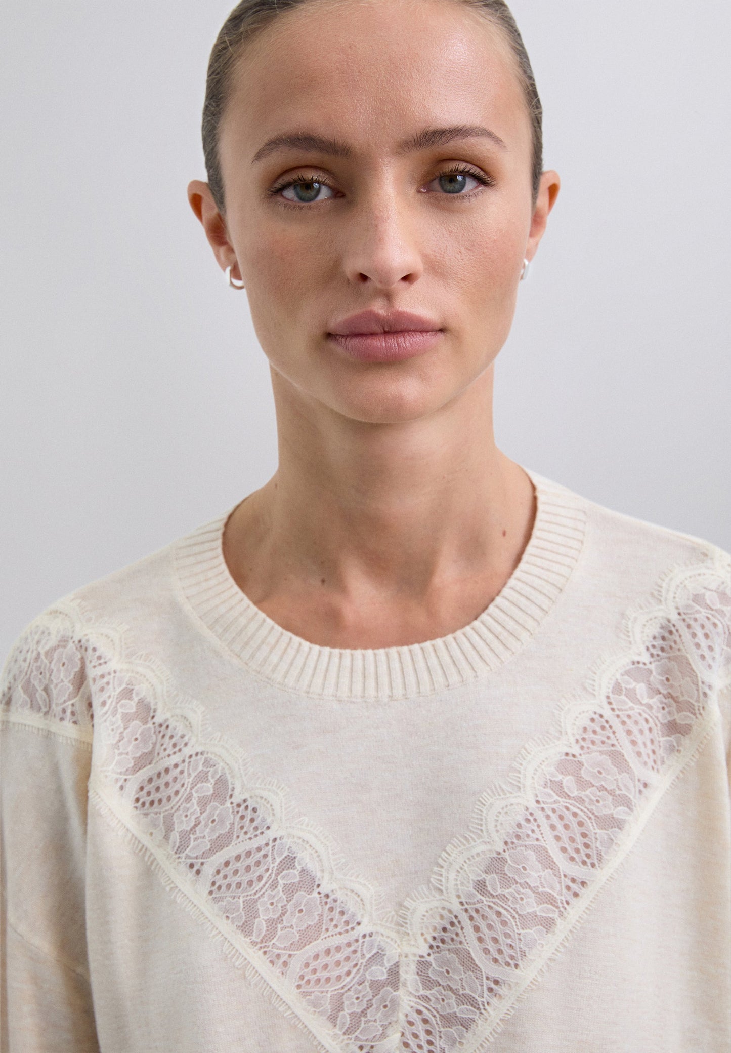 LACE DETAIL SWEATER