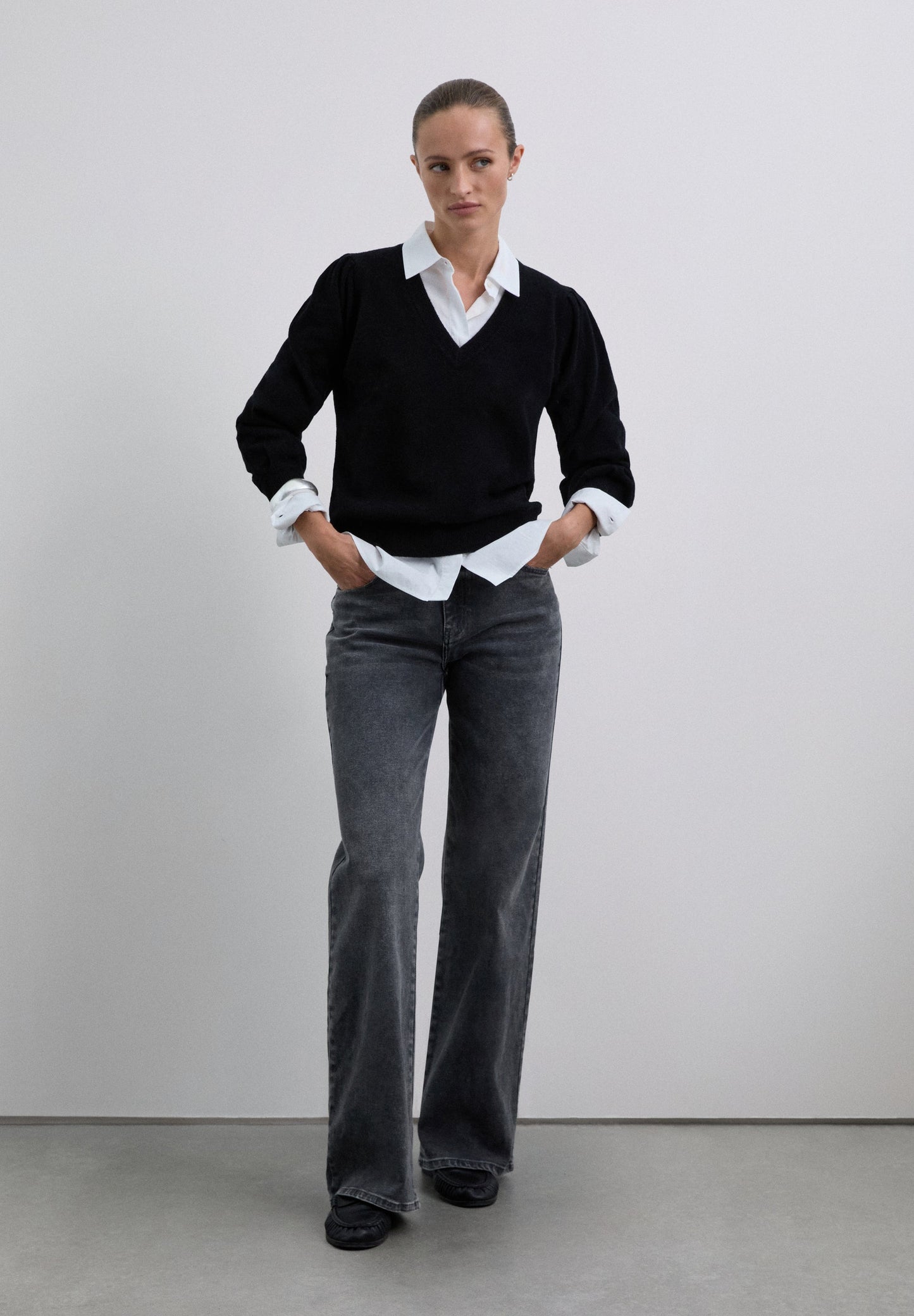 SWEATER WITH PUFFED SLEEVES