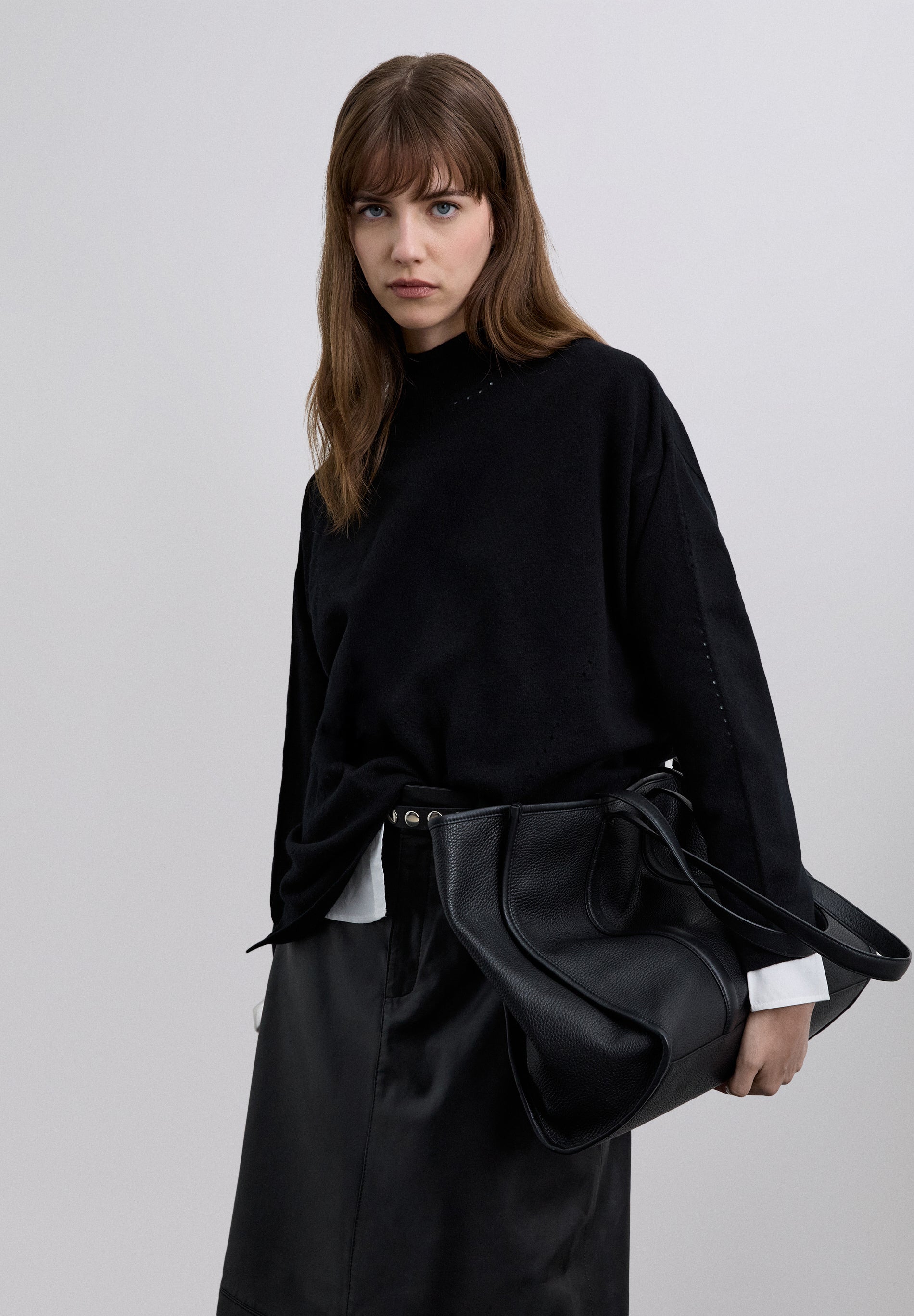 WOOL BLEND HIGH NECK SWEATER