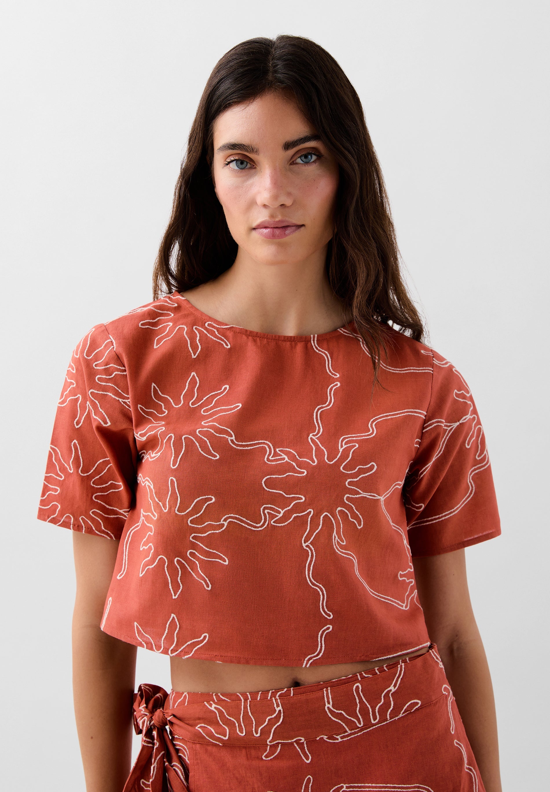 EMBROIDERED LINEN TOP | ROBIN X SCALPERS