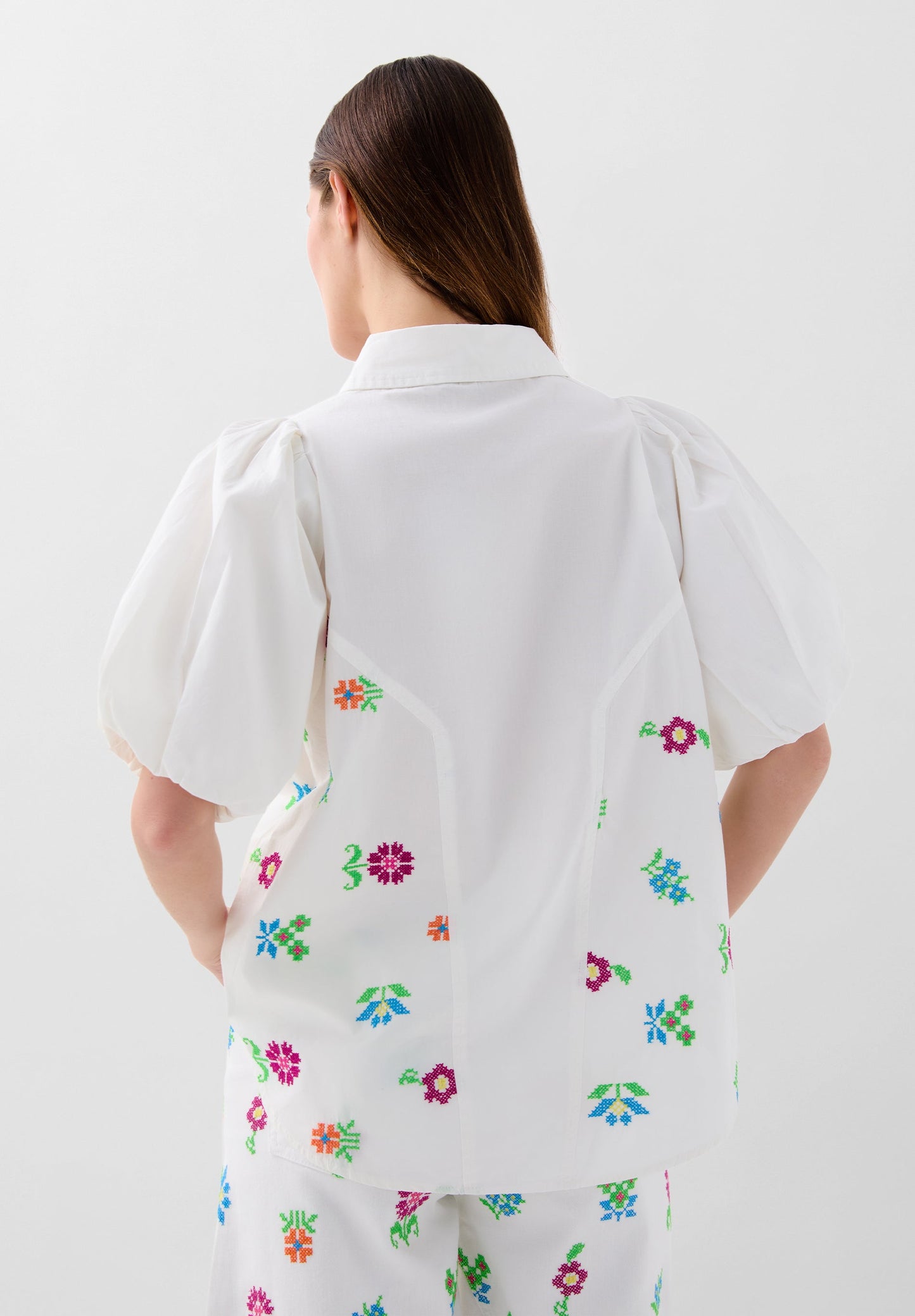 COTTON SHIRT WITH EMBROIDERED DETAILS