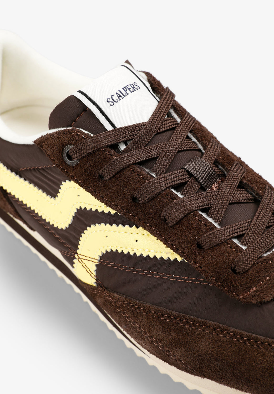 ZAPATILLA DE ANTE CONTRASTE - Scalpers