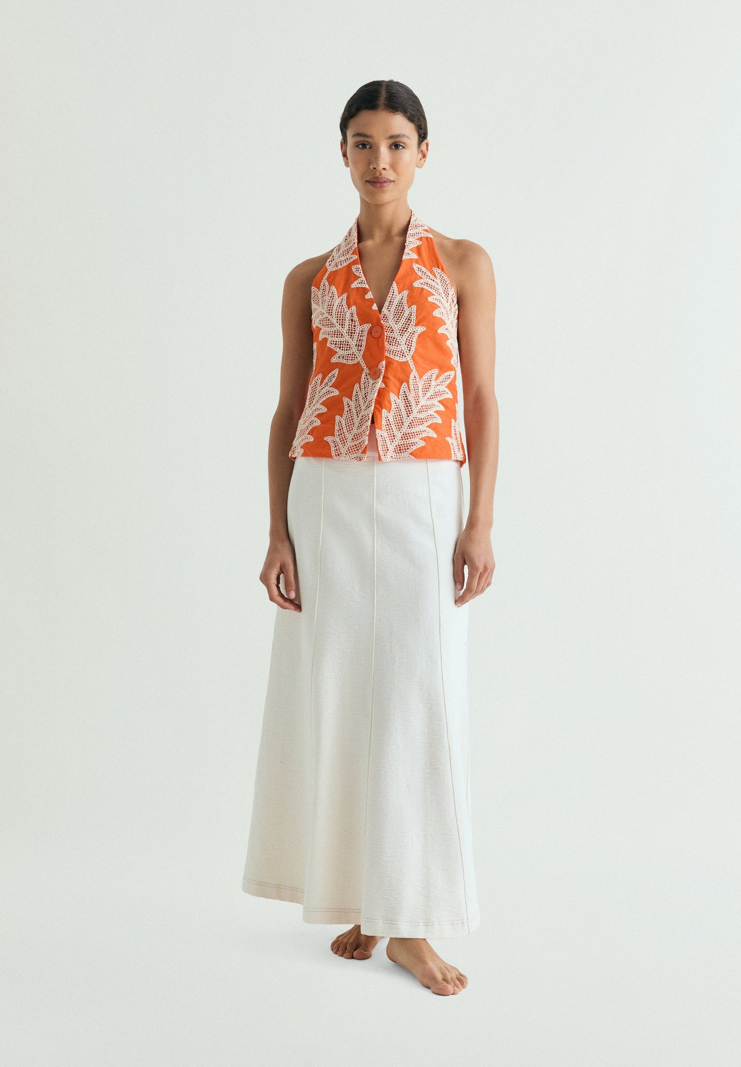 HALTER TOP WITH EMBROIDERY