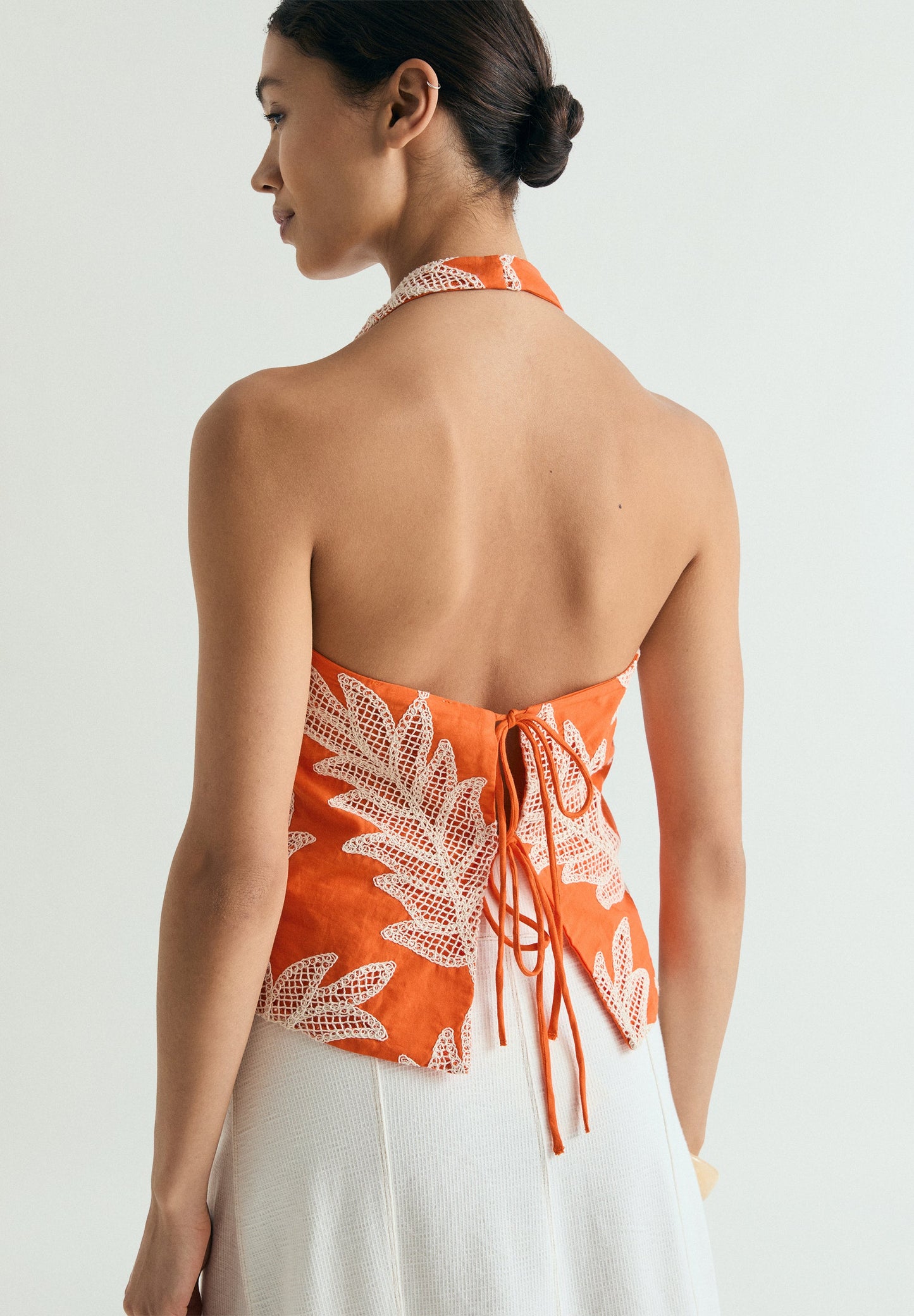 HALTER TOP WITH EMBROIDERY