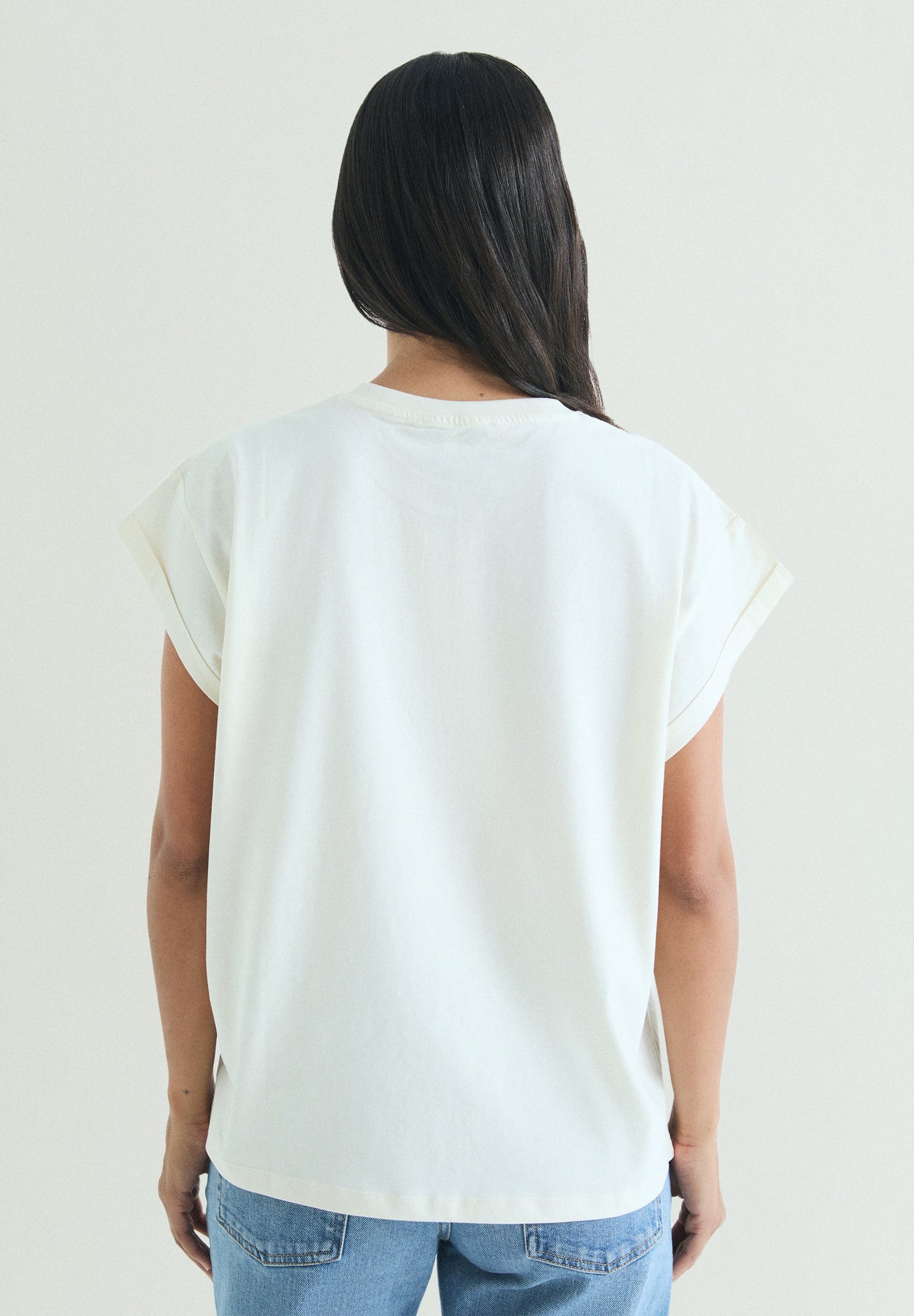 EMBROIDERED SKULL T-SHIRT