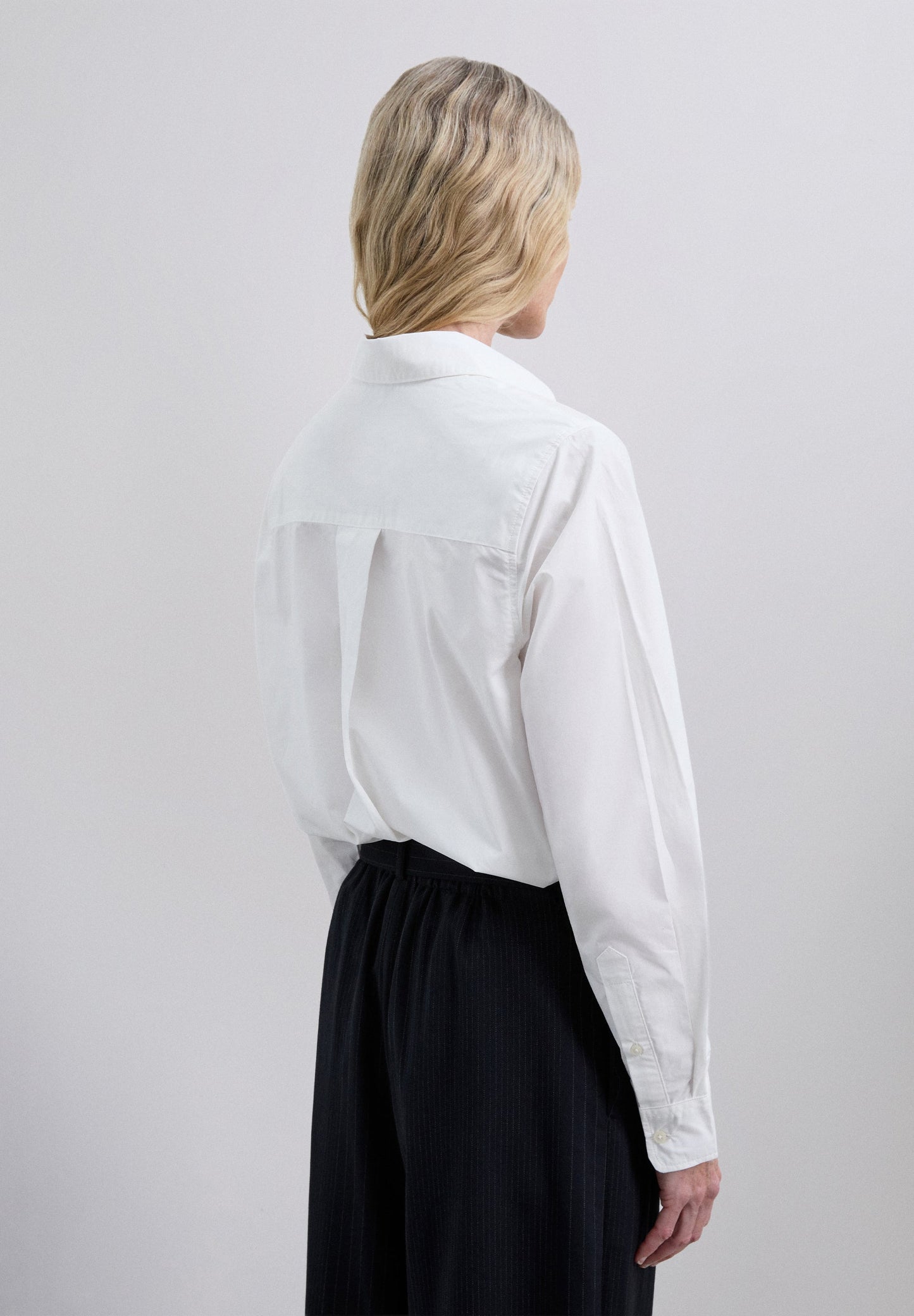 CLASSIC COTTON SHIRT