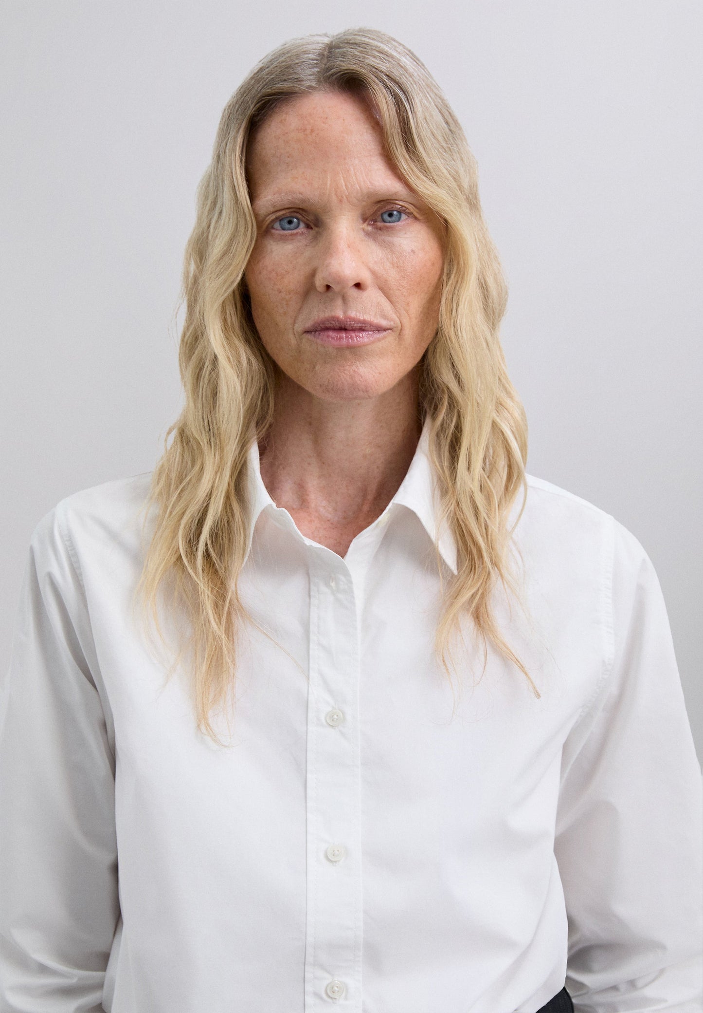 CLASSIC COTTON SHIRT