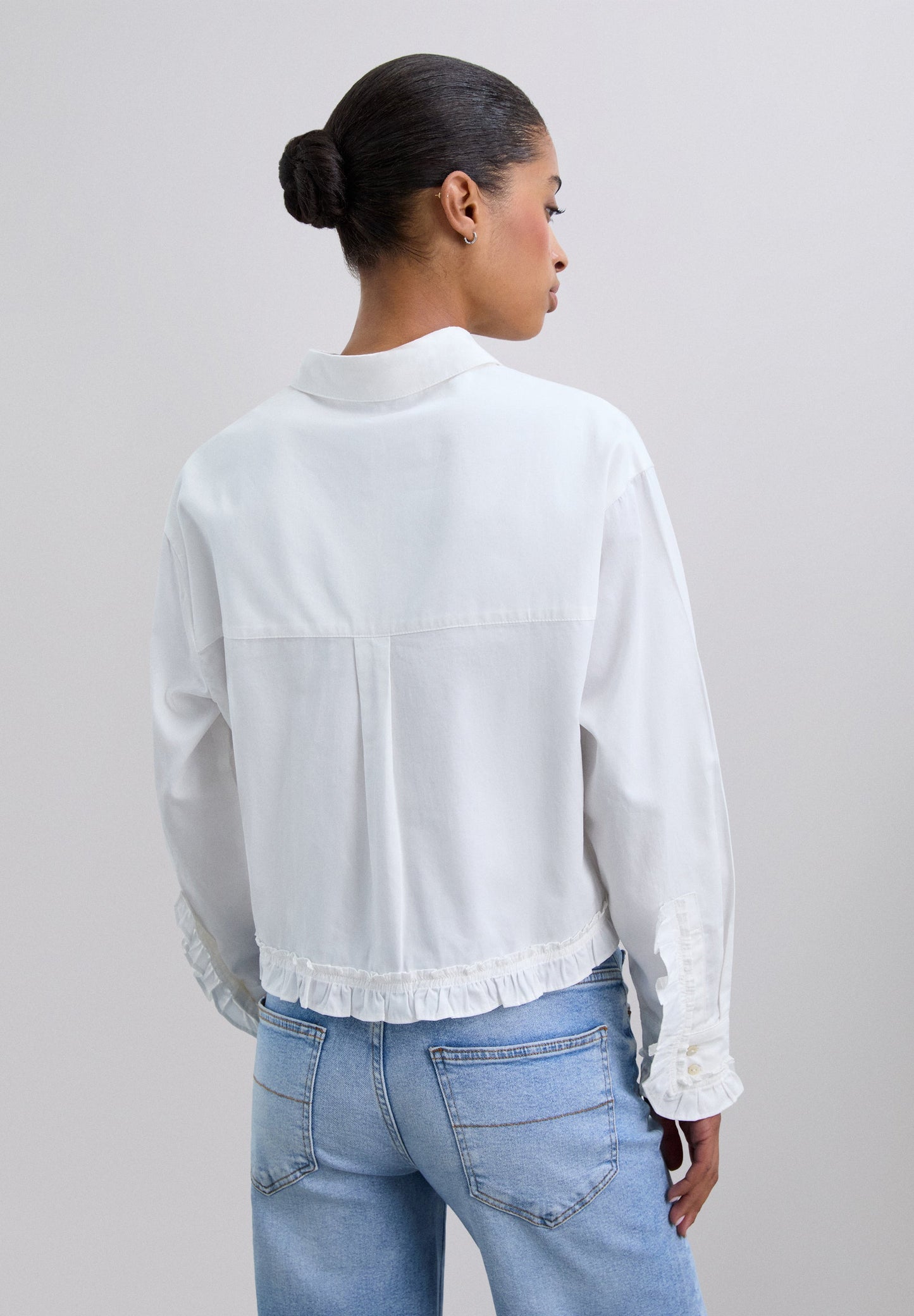 GATHERED CROPPED SHIRT