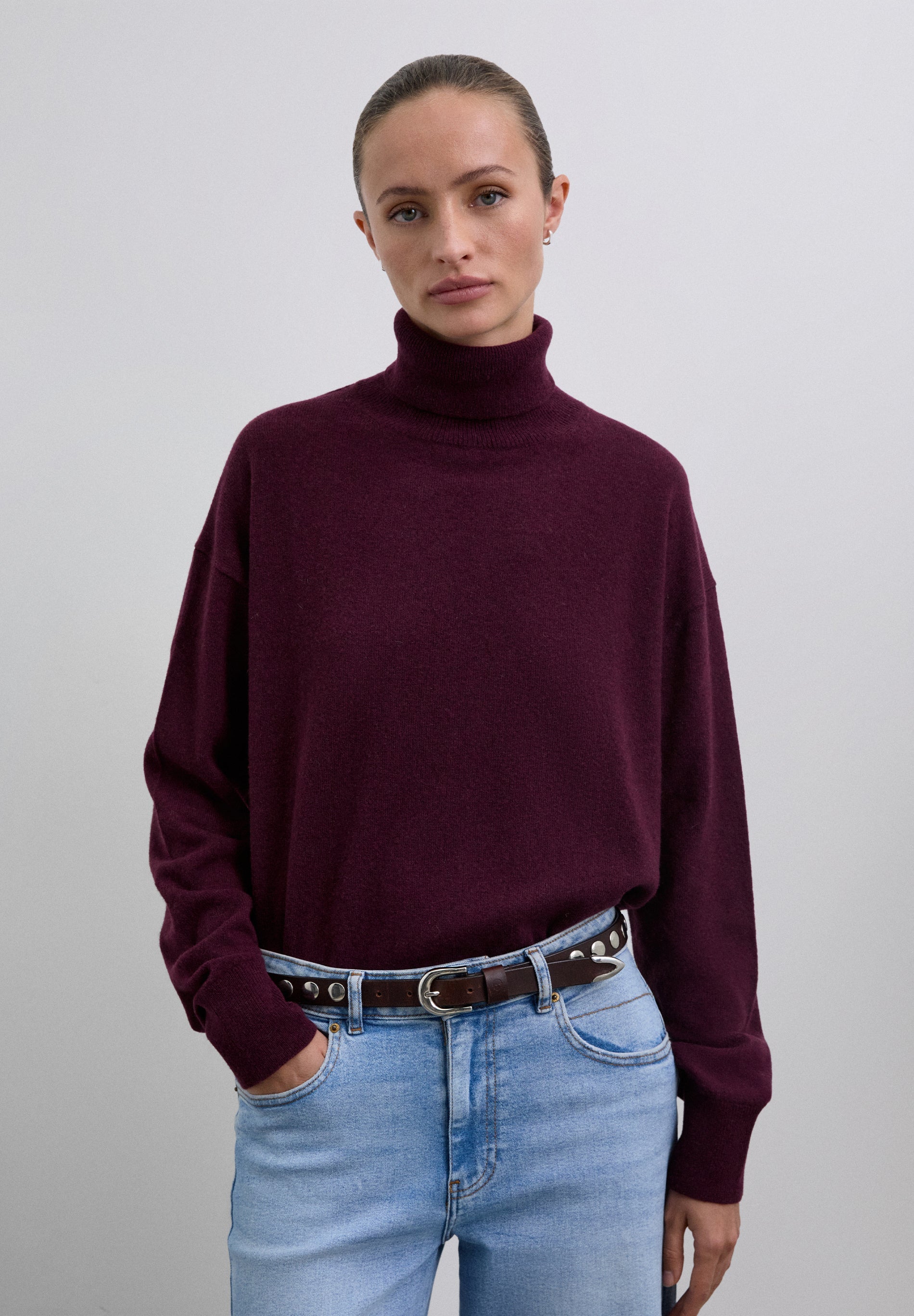 ROLL NECK WOOL SWEATER