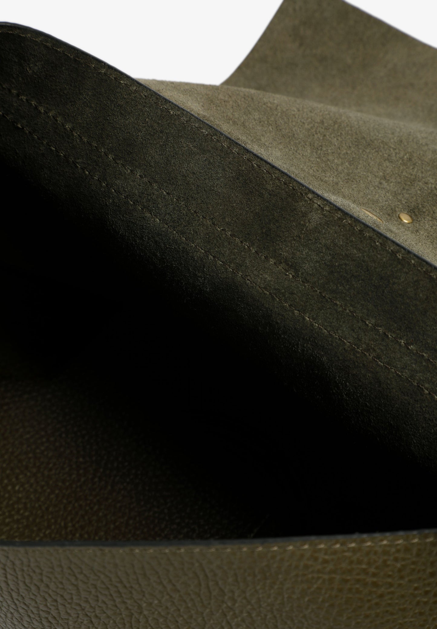 LEATHER BAG WITH STUD DETAIL