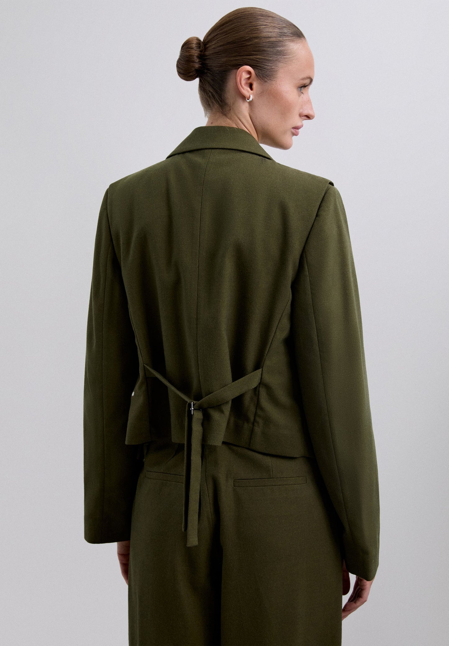 CROPPED DETACHABLE BLAZER