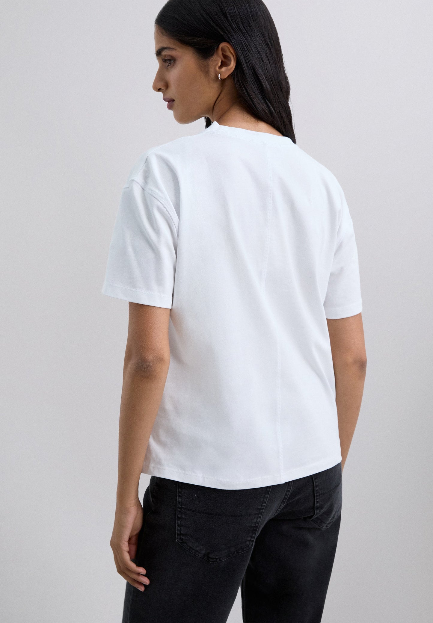 T-SHIRT WITH SKULL PRINT