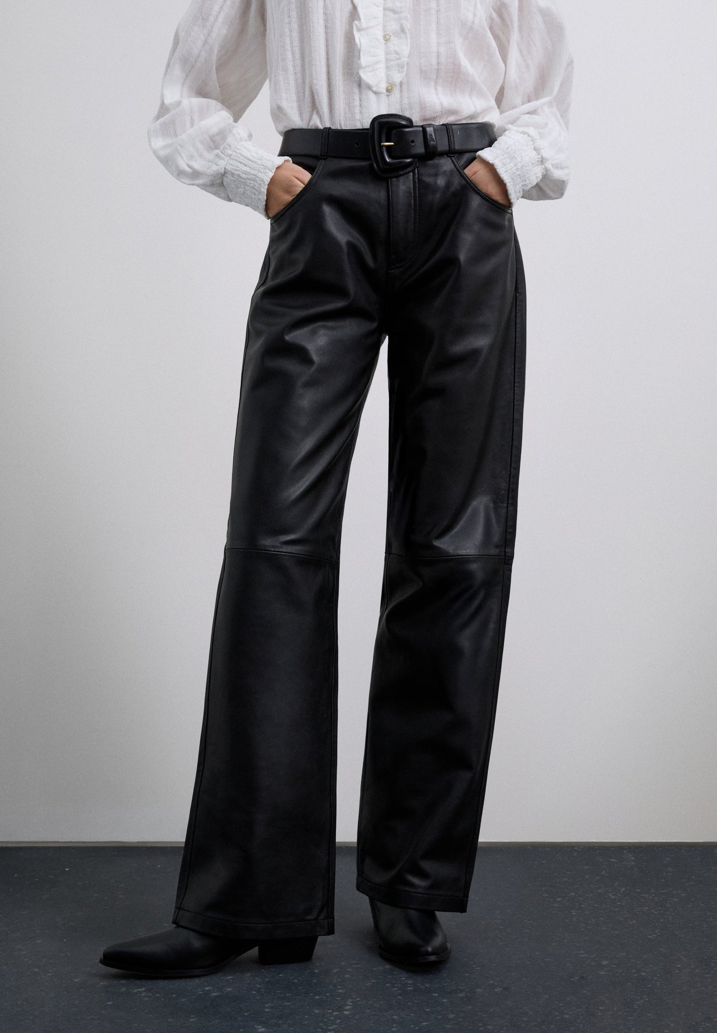 STRAIGHT LEATHER TROUSERS