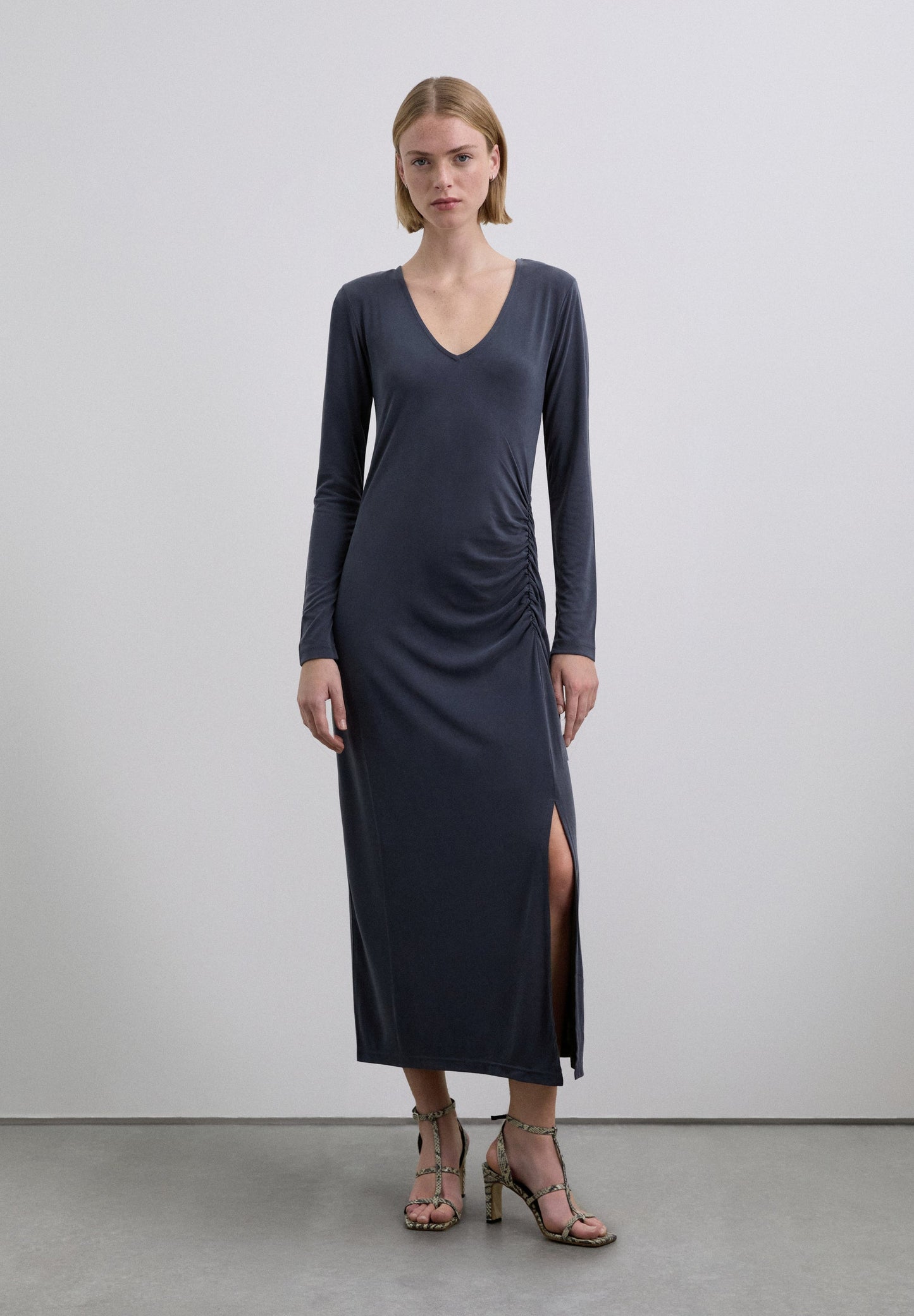 LONG DRESS WITH GATHERED SLIT