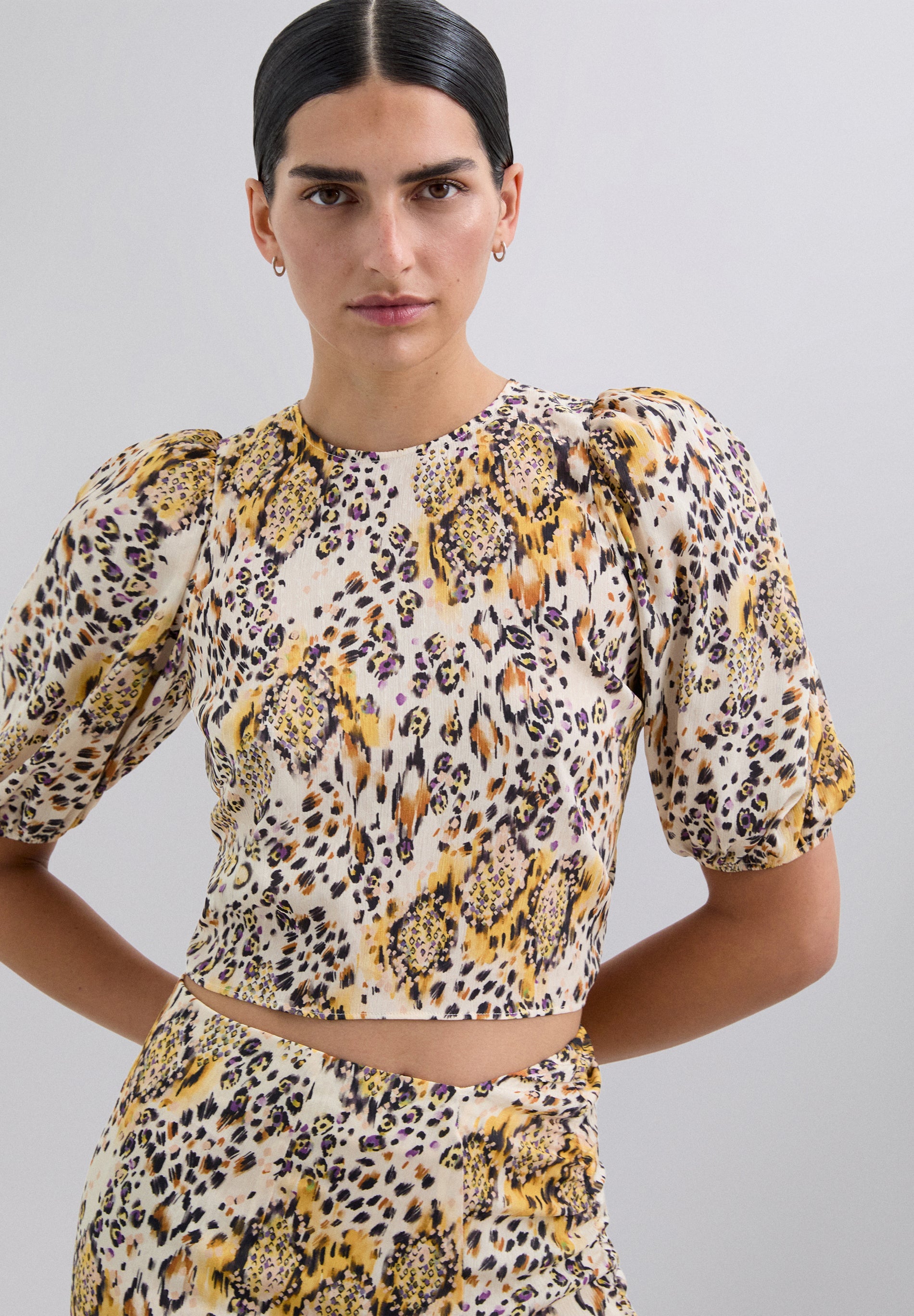 ANIMAL PRINT TOP