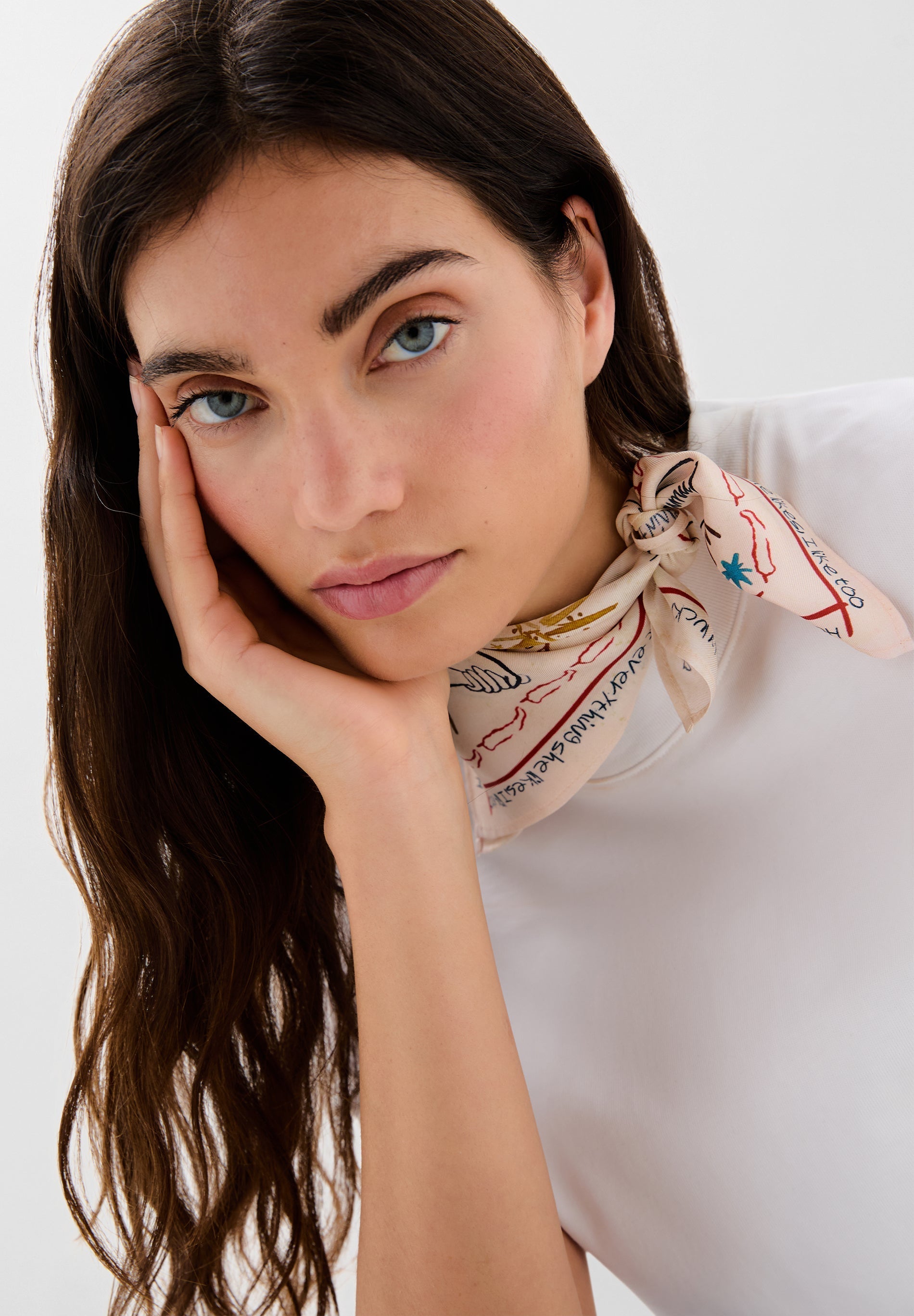 MOTHERSDAYSILK SCARF