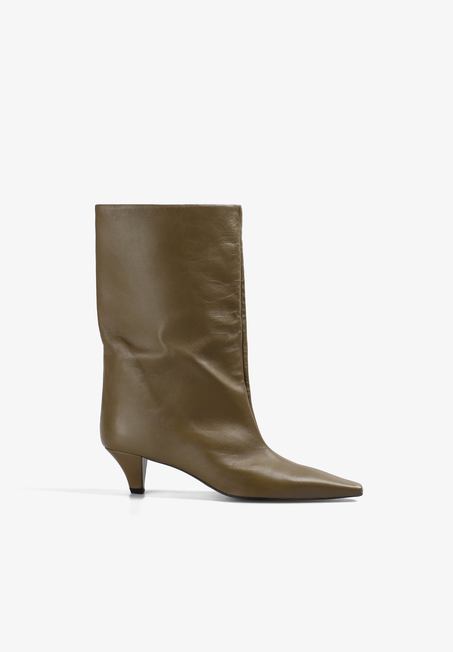 GATHERED LEATHER BOOT