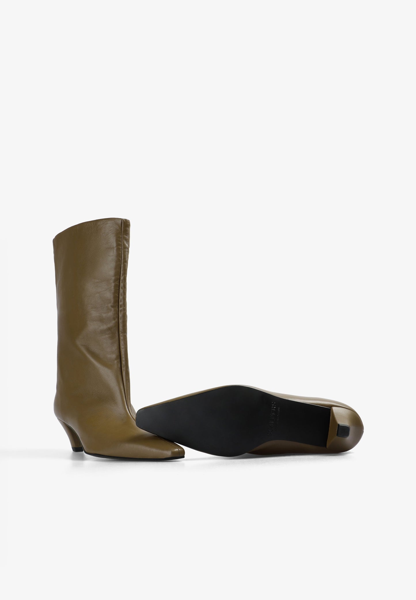 GATHERED LEATHER BOOT