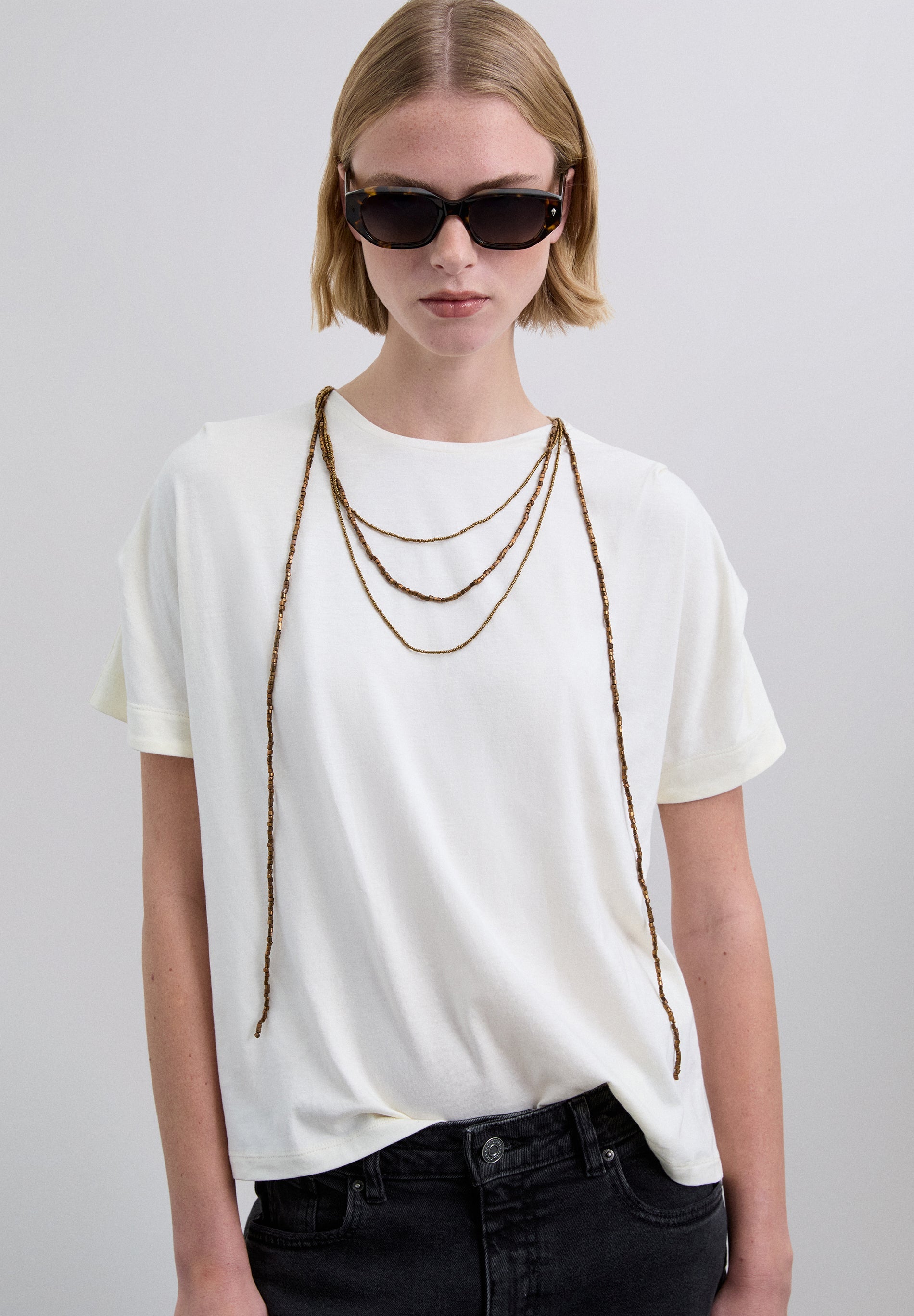 XM SCNECKLACE TEE