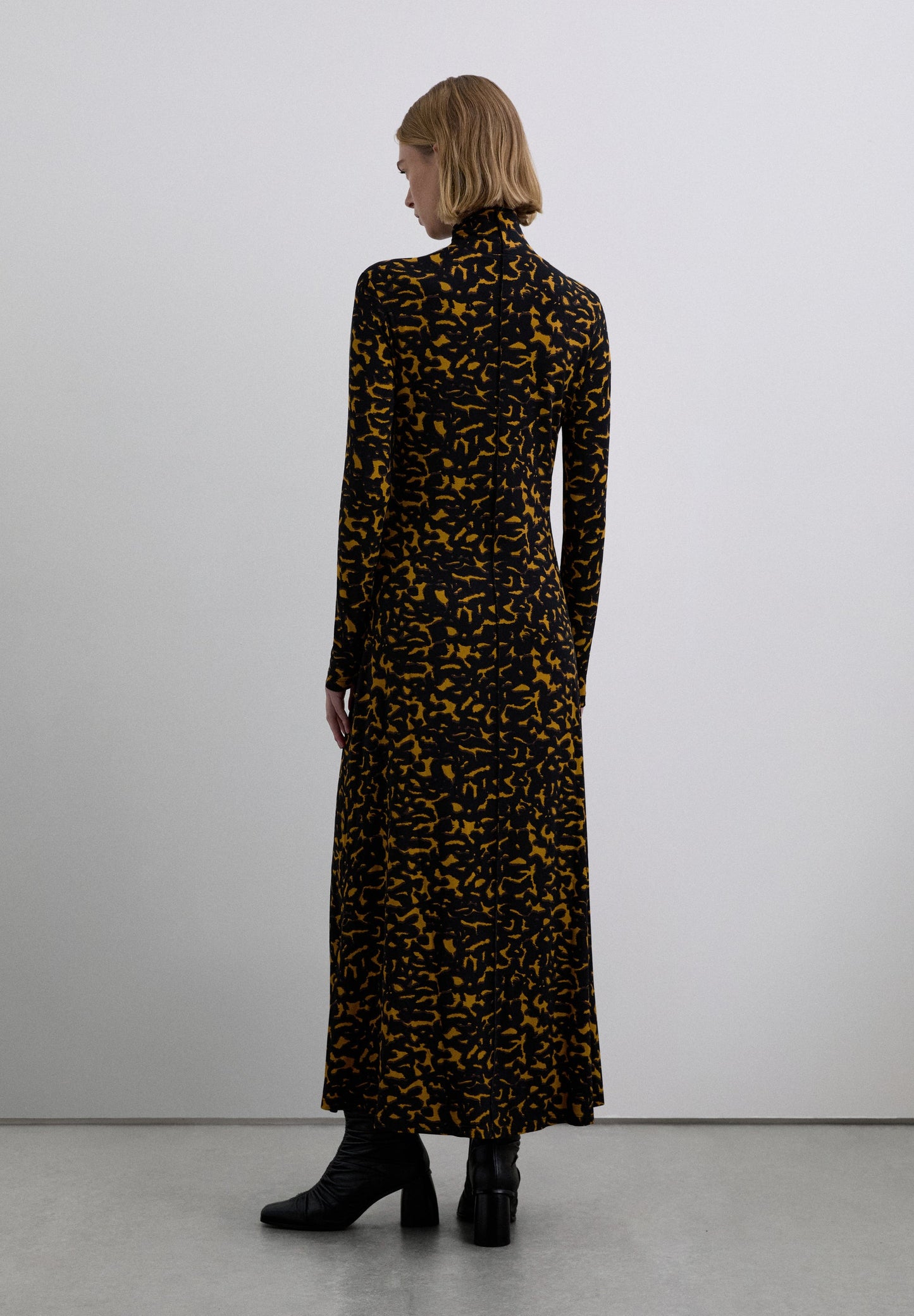 PRINTED HIGH NECK DRESS