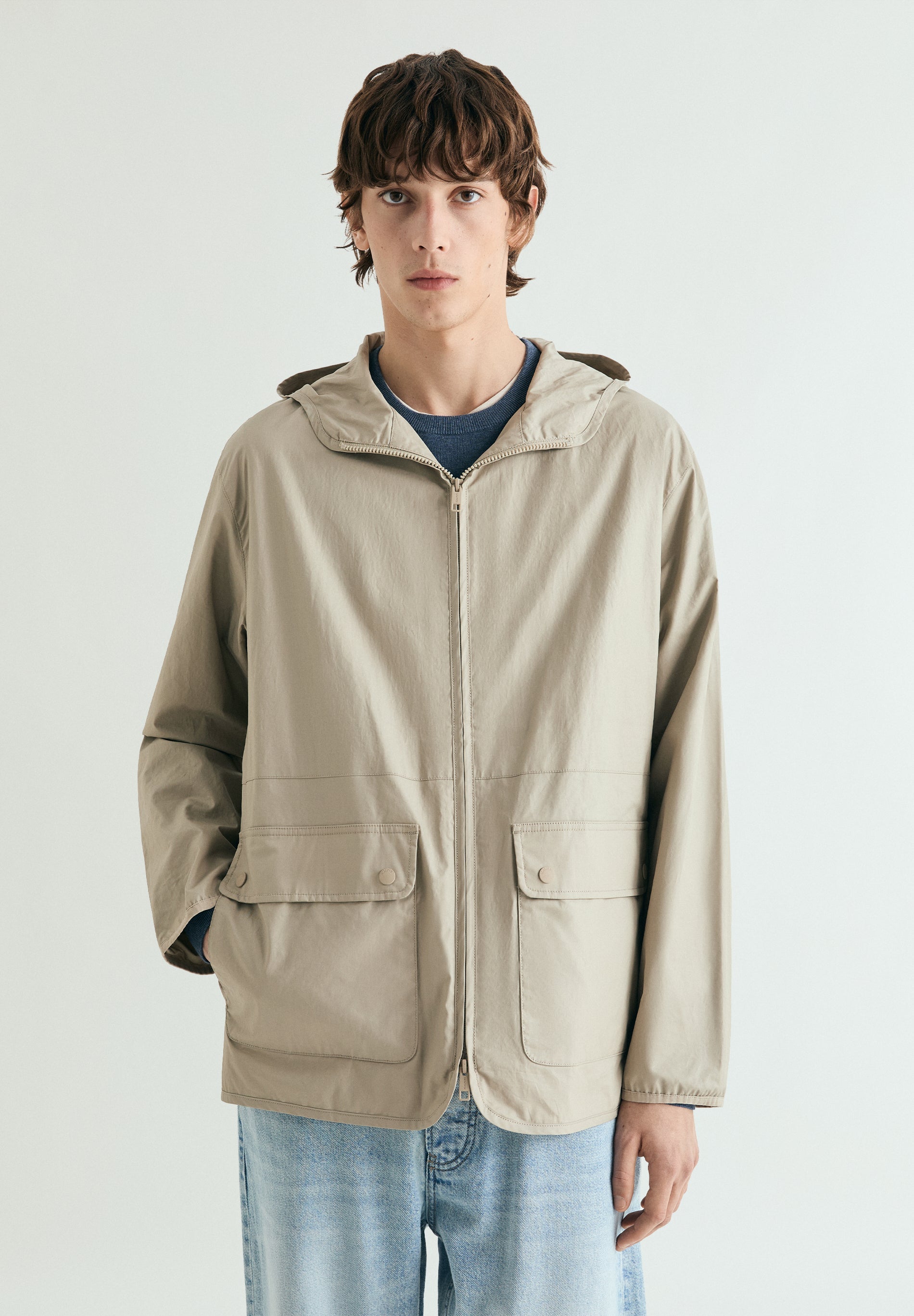 JACKET WITH MESH HOOD