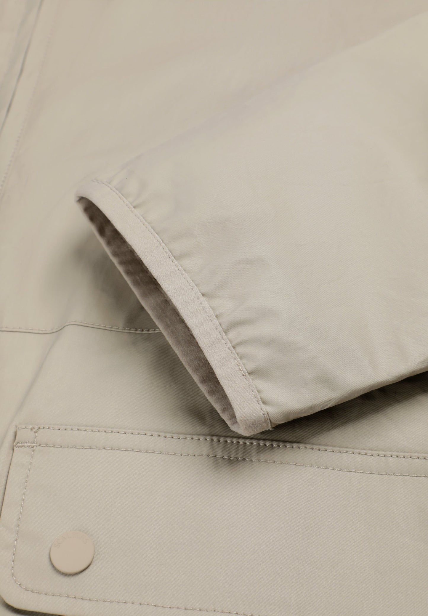 JACKET WITH MESH HOOD