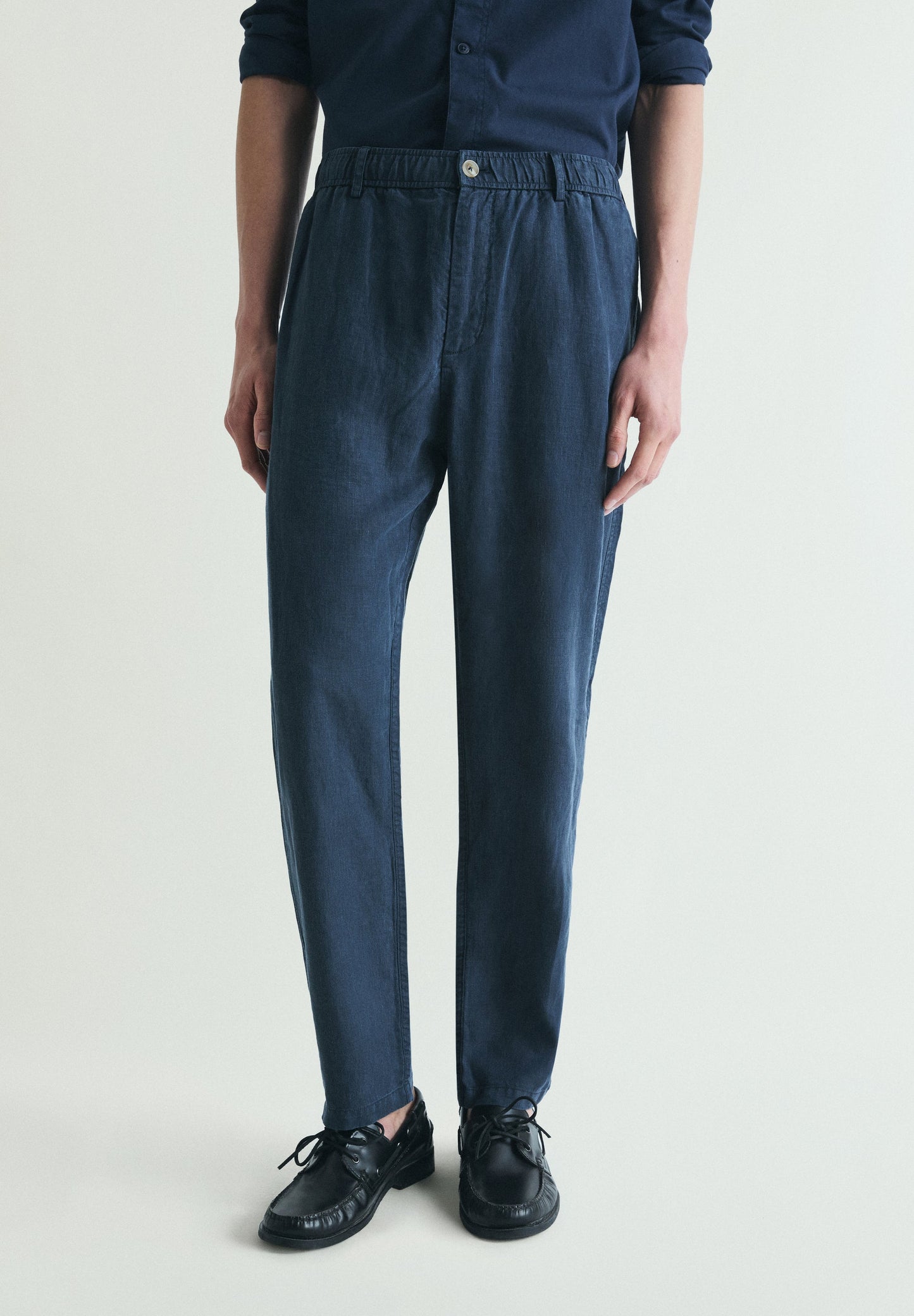 RELAXED FIT LINEN TROUSERS