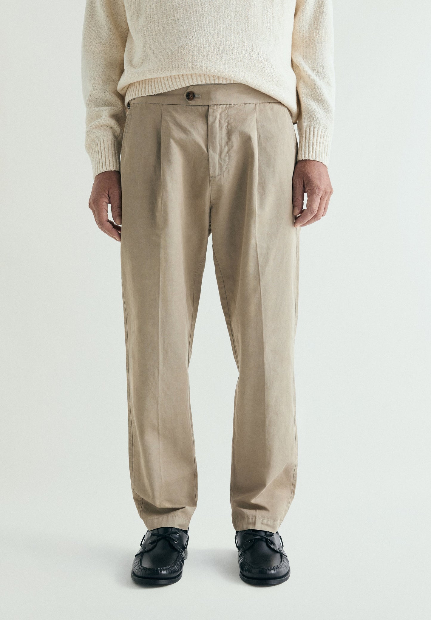 SLIM FIT DARTED TROUSERS