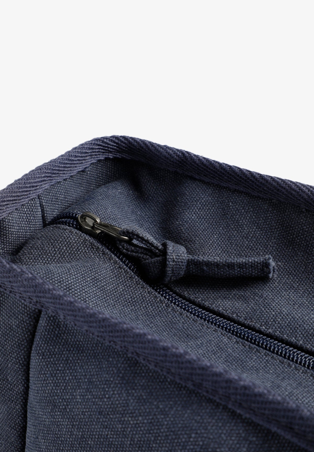 CANVAS BACKPACK WITH HANDLES