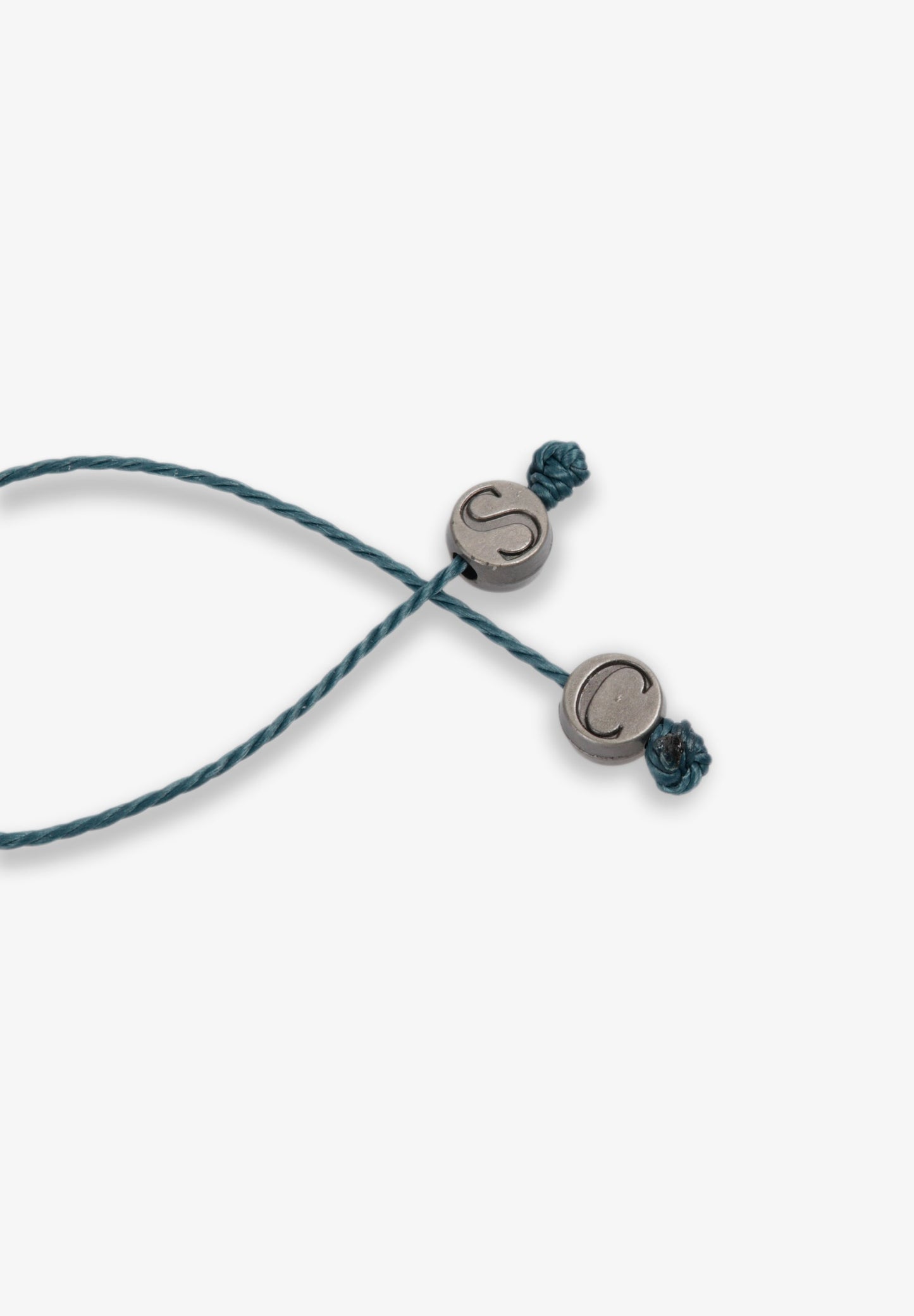 ADJUSTABLE BRAIDED BRACELET