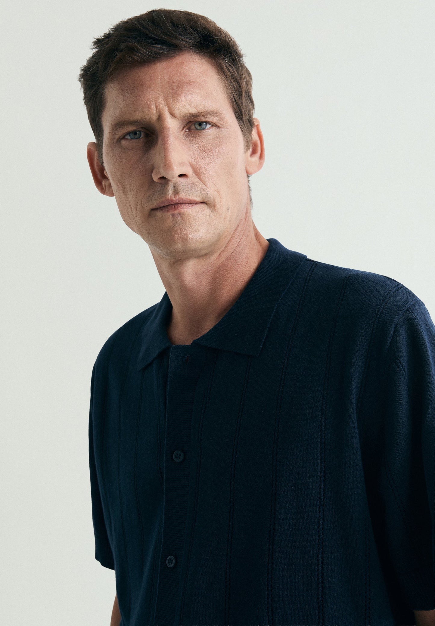 FINE KNIT POLO SHIRT WITH BUTTONS