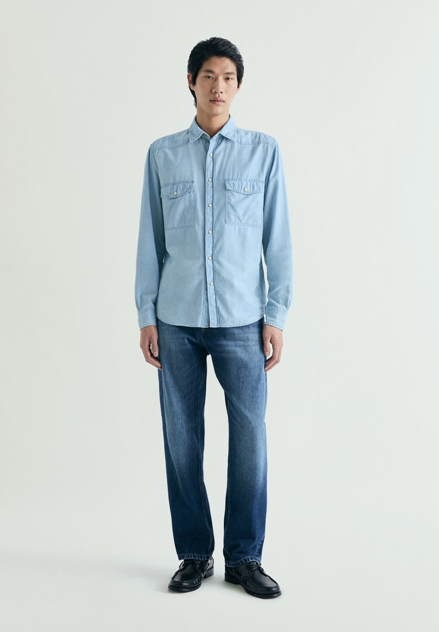 DENIM SHIRT WITH POCKETS