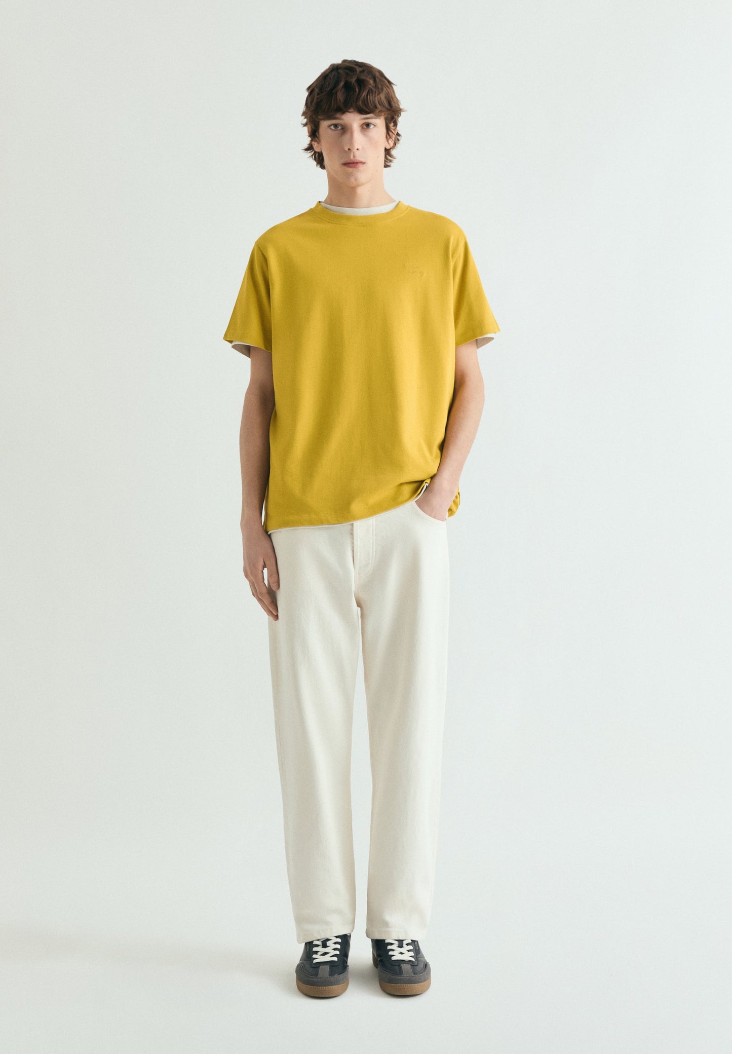 MEDIUM WEIGHT EMBROIDERED T-SHIRT