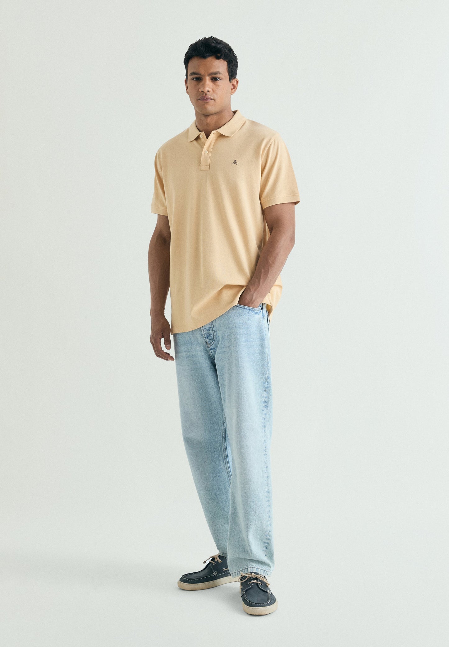 PIQUÉ POLO SHIRT WITH CONTRAST SKULL