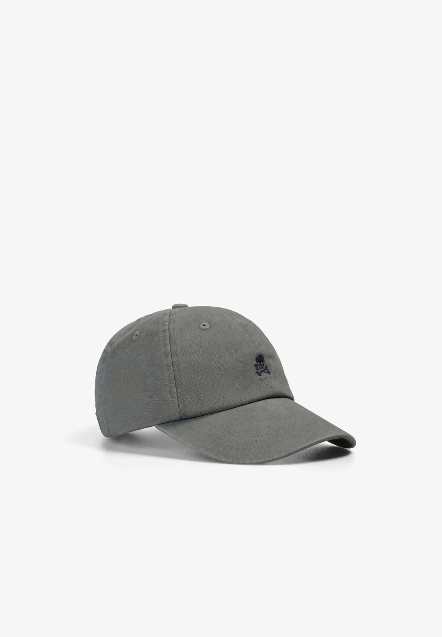 EMBROIDERED SKULL CAP