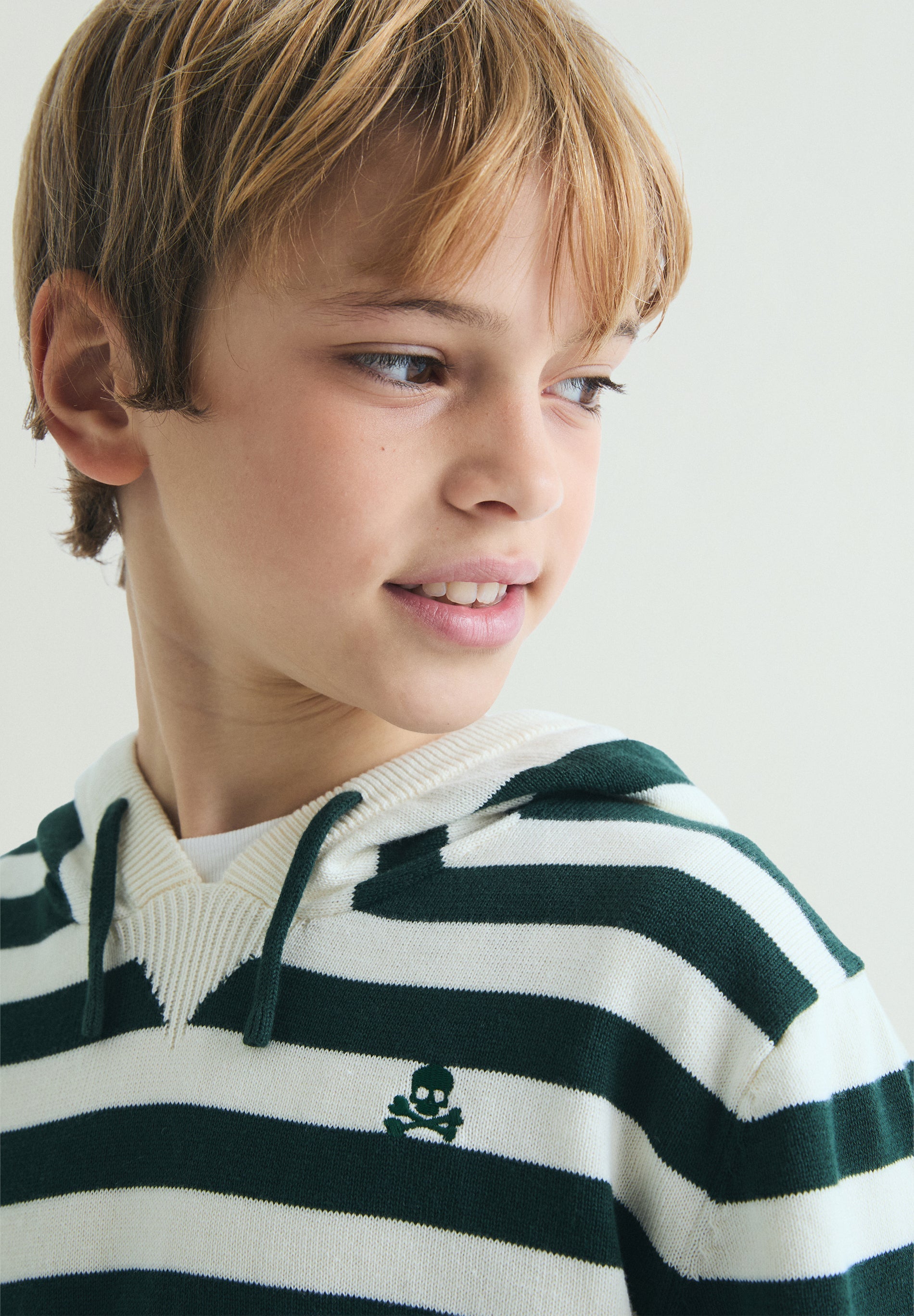 STRIPED HOODIE