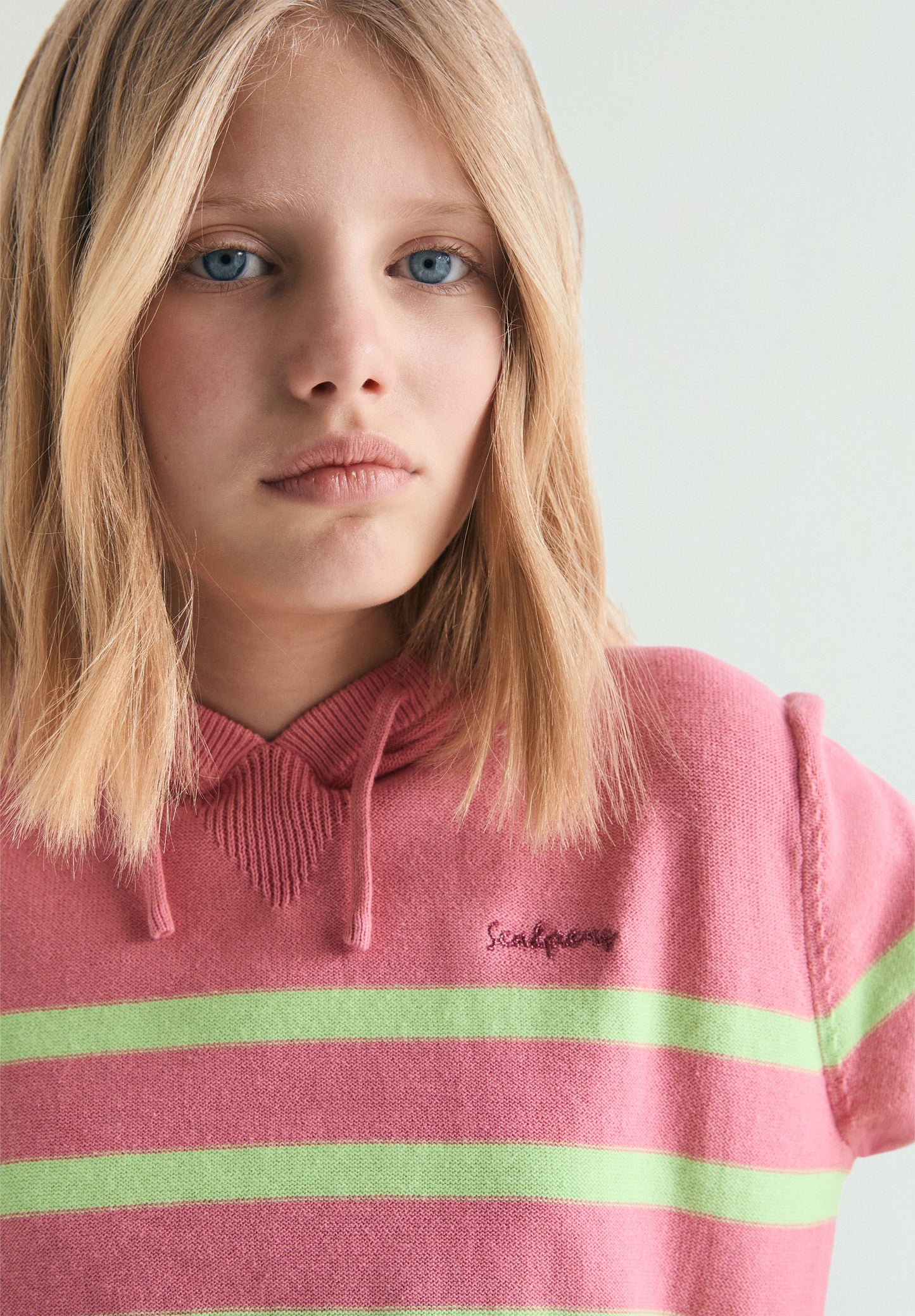 FINE KNIT STRIPED HOODIE