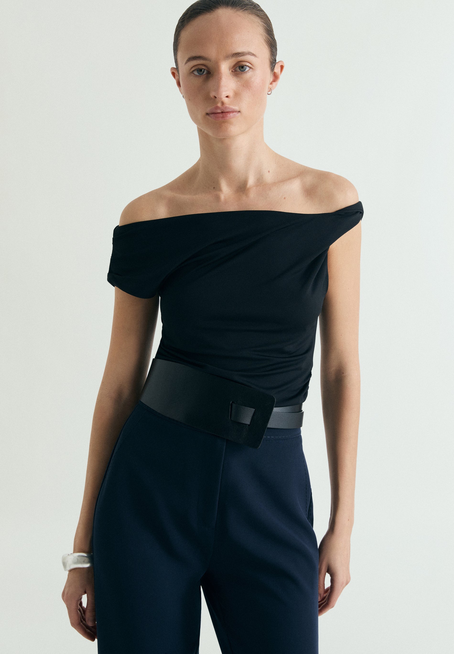 ASYMMETRIC DRAPED T-SHIRT