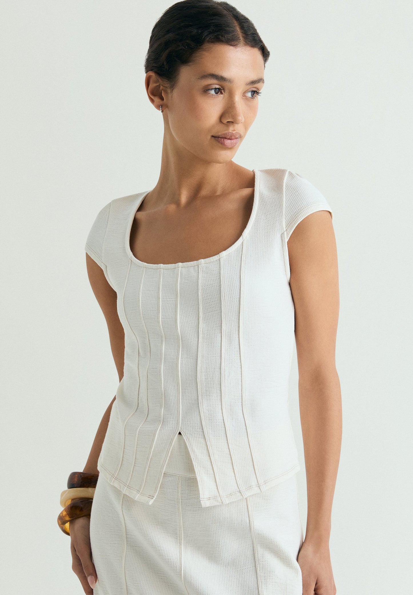 TEXTURED TOP