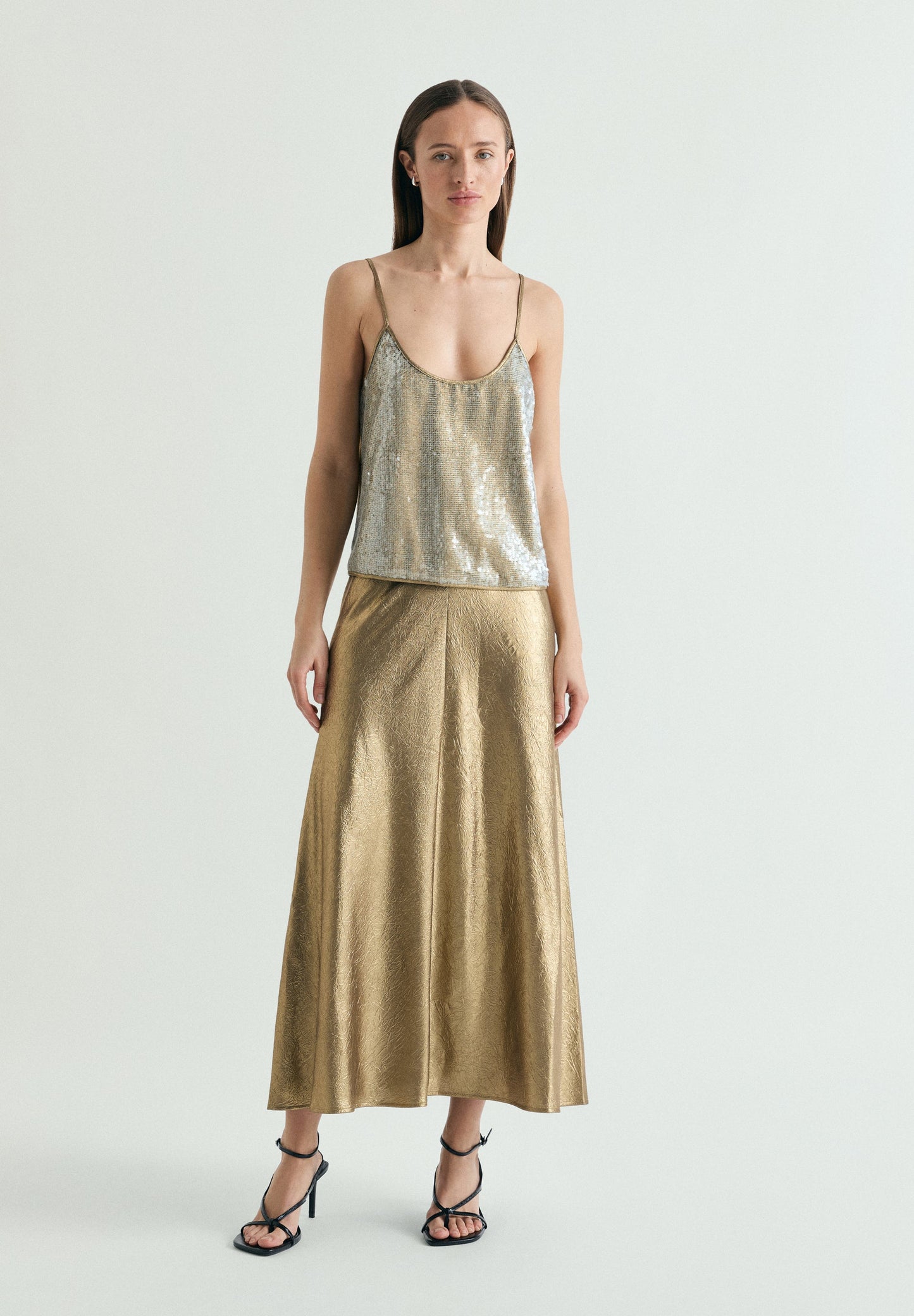 SEQUINNED TOP