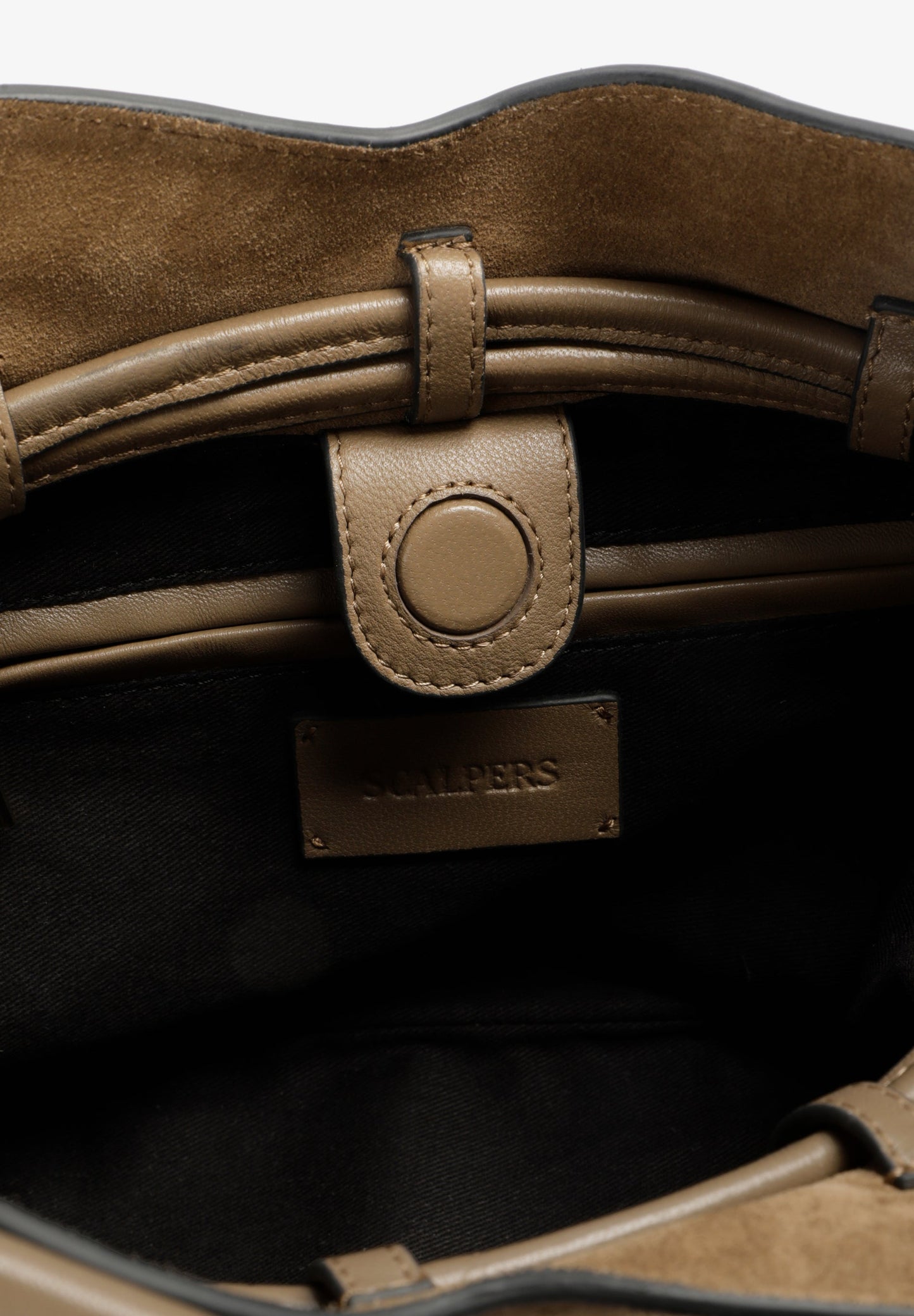 LEATHER BUCKET BAG