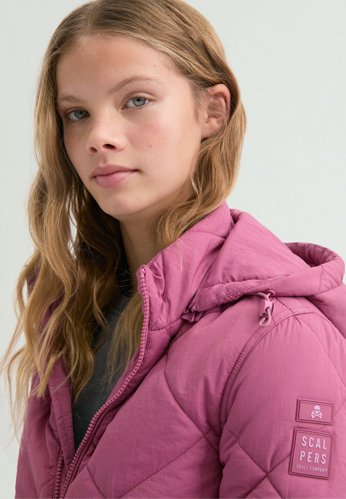 PUFFER JACKET WITH DETACHABLE HOOD