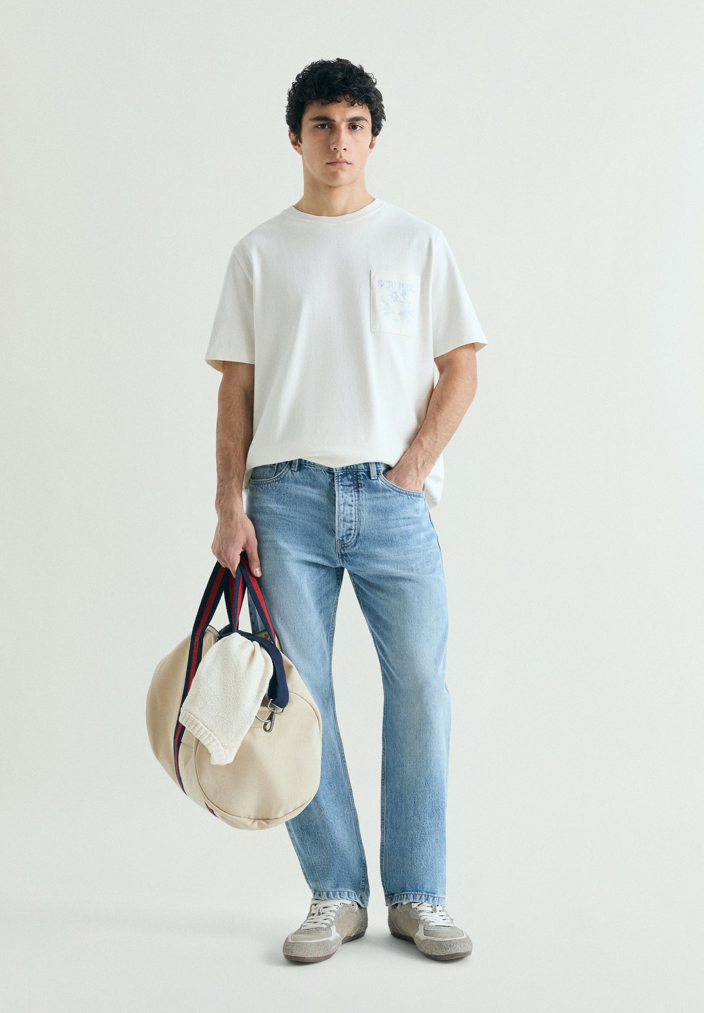 HEAVYWEIGHT T-SHIRT WITH POCKET