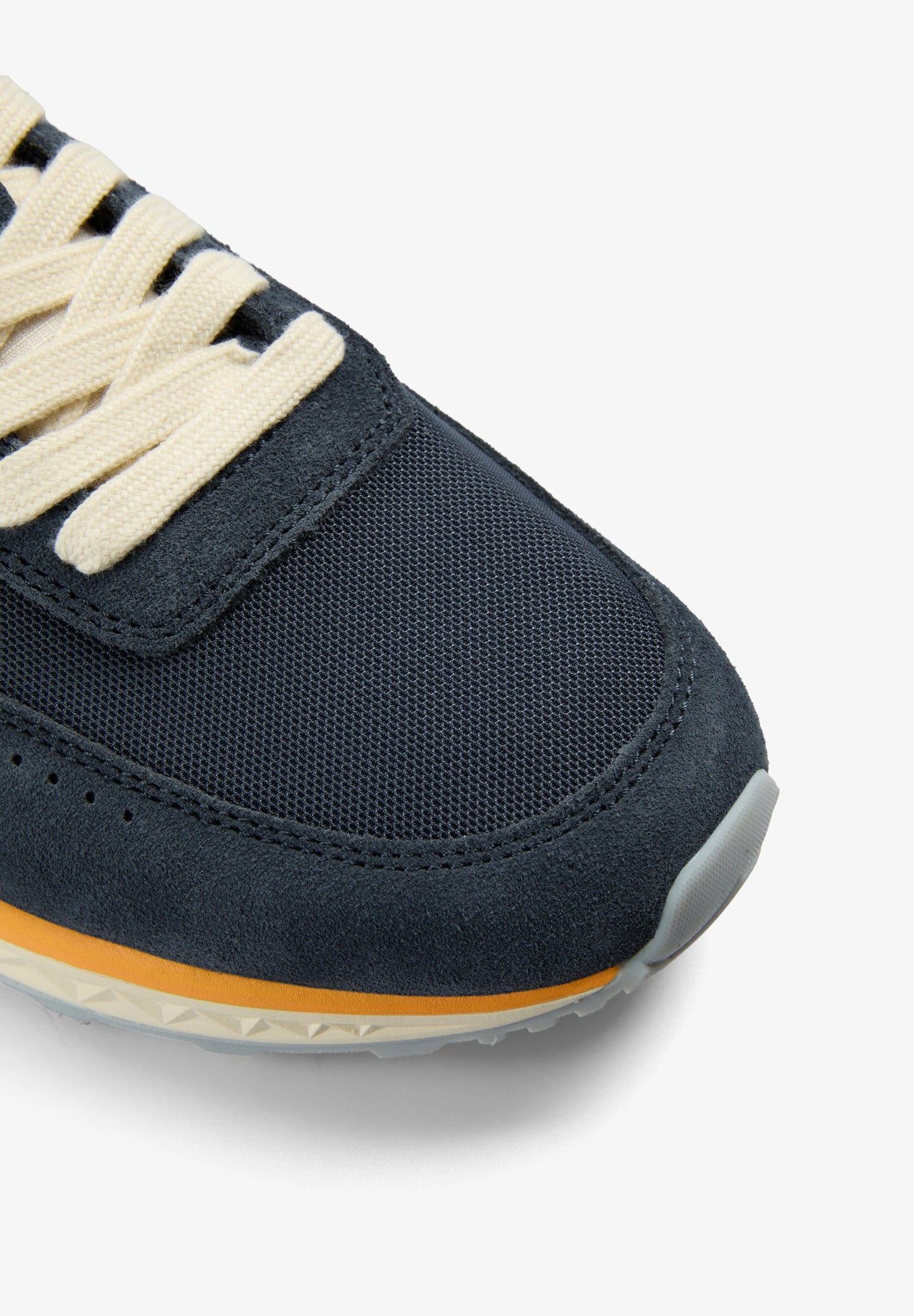 LEATHER SKULL SNEAKERS